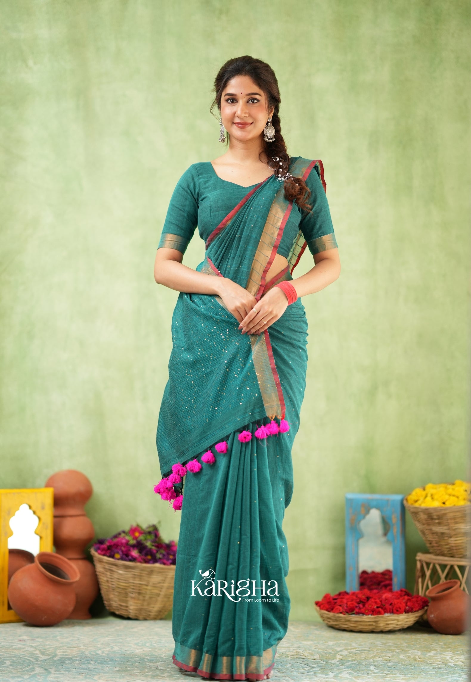 Sitaara Mul Handwoven Sequin Saree – Soft & Elegance