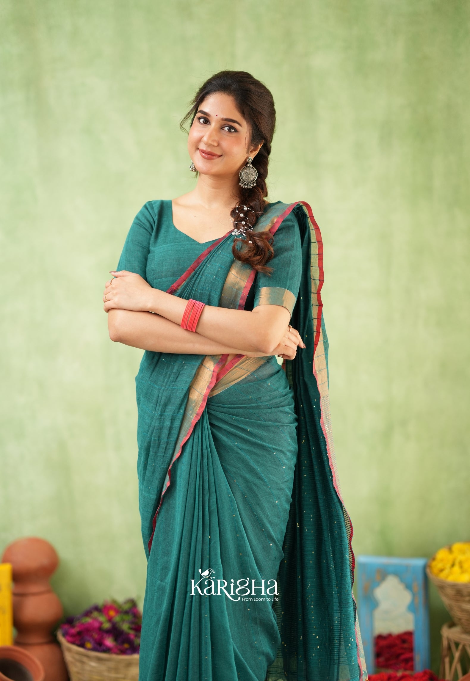Sitaara Mul Handwoven Sequin Saree – Soft & Elegance