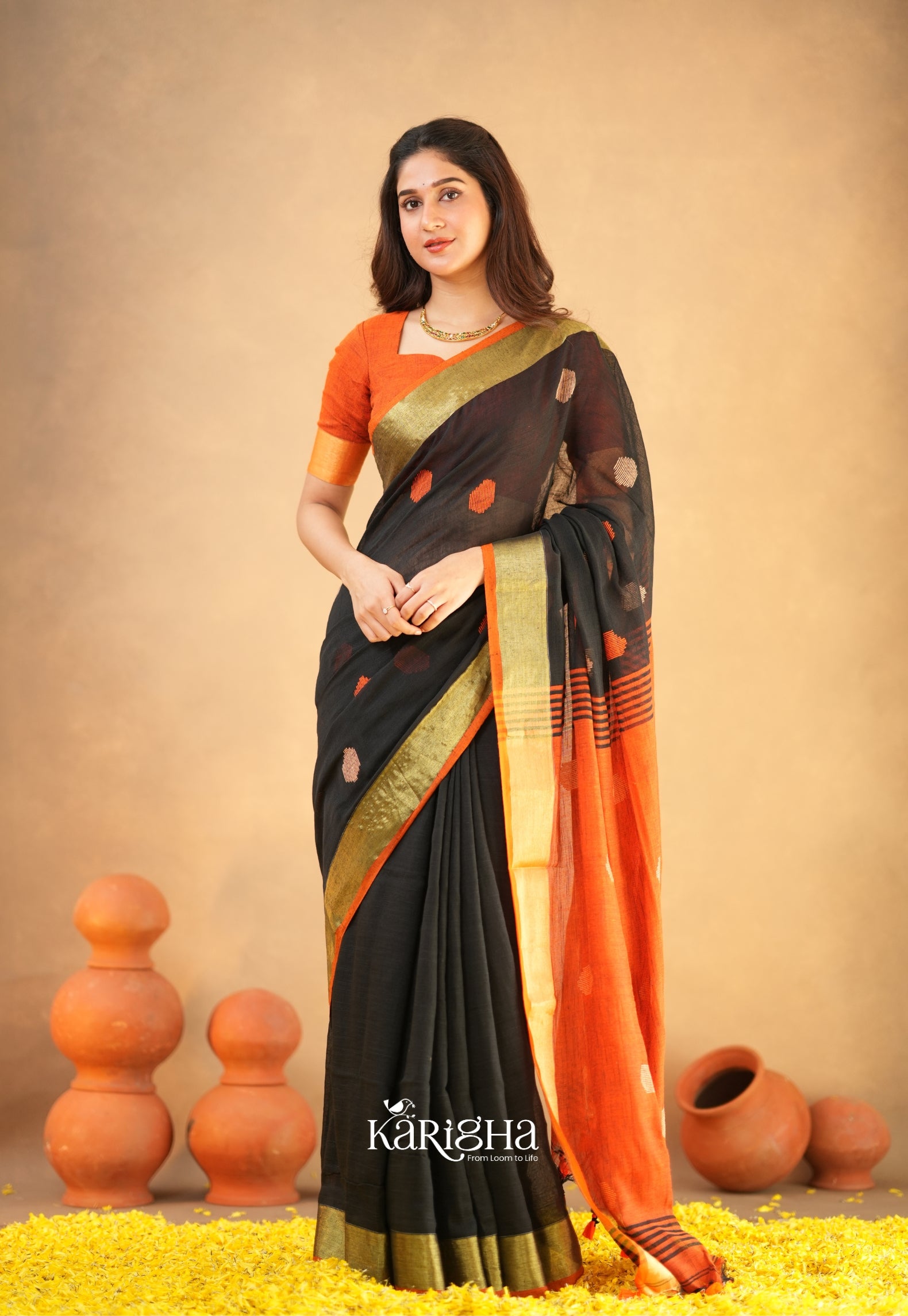 Legacy Loom – Handwoven Cotton Saree with Timeless Craft