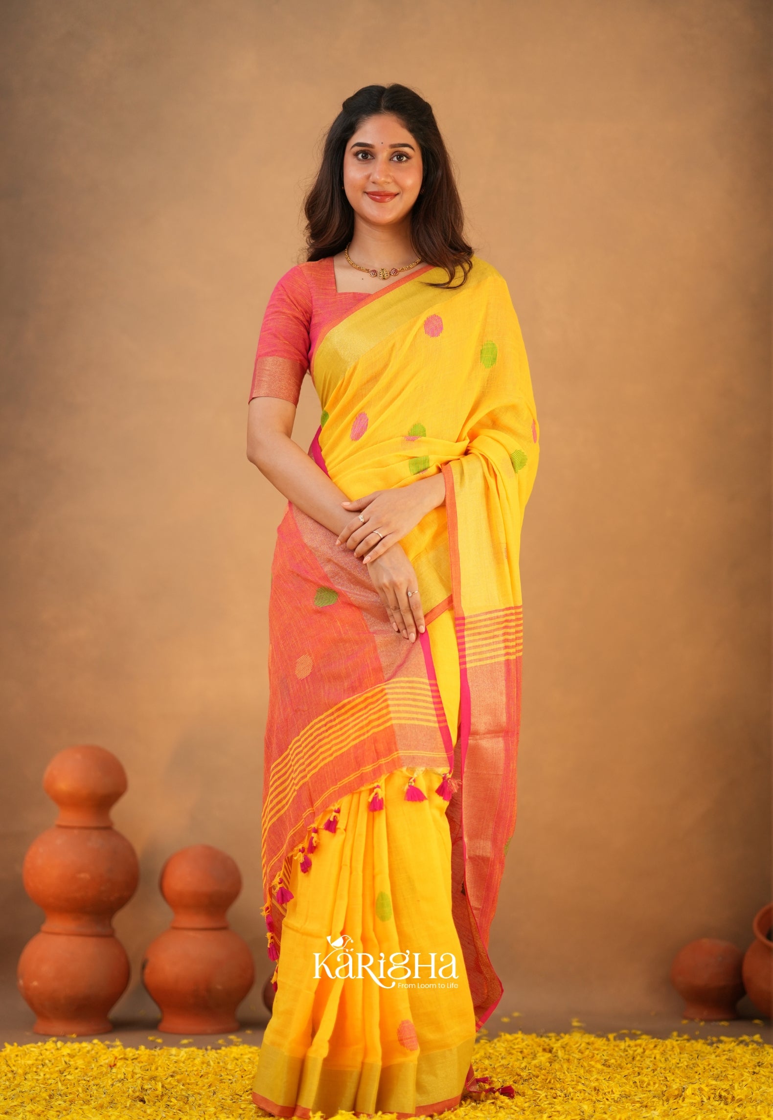 Legacy Loom – Handwoven Cotton Saree with Timeless Craft