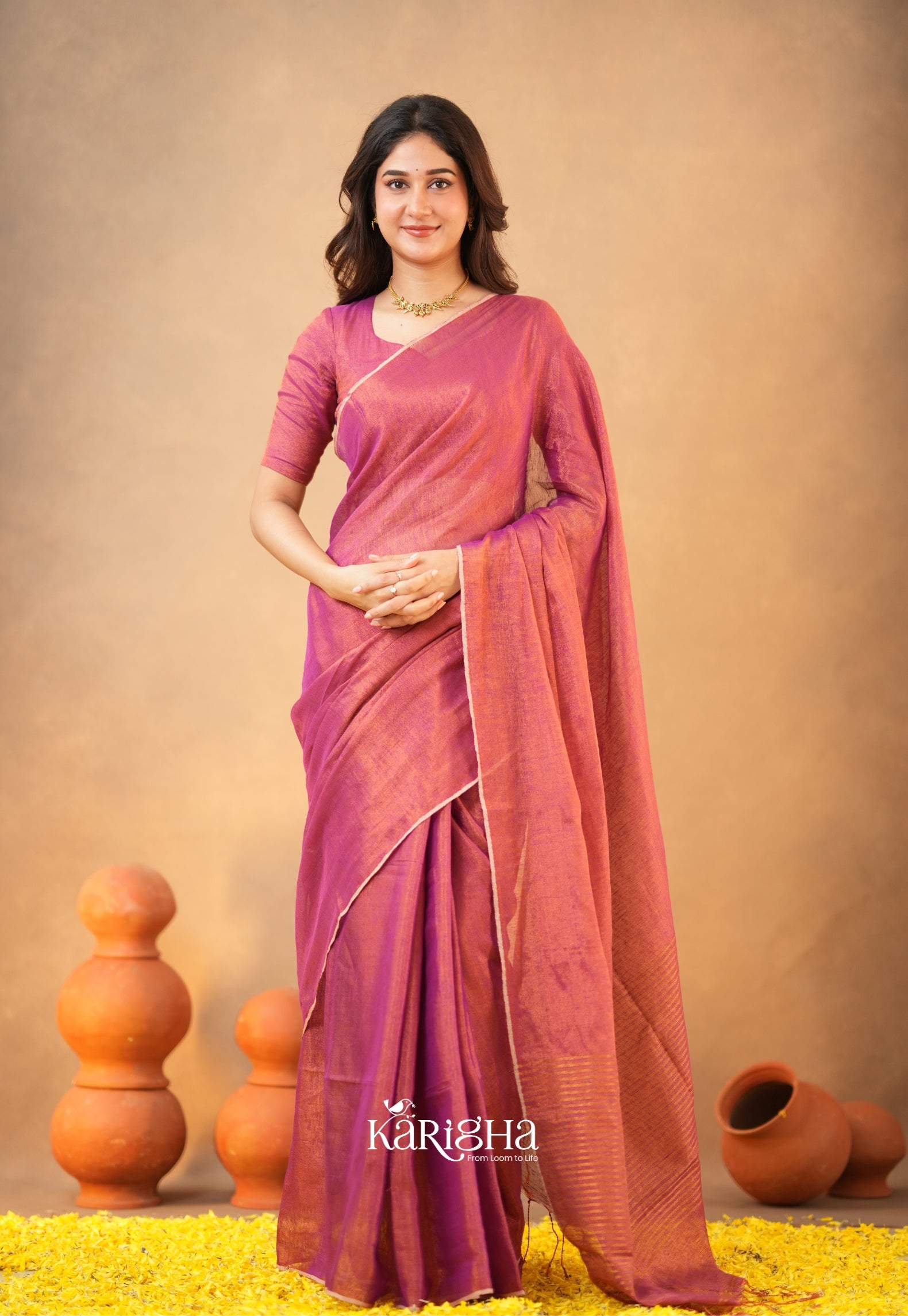 Linen Radiance – Featherlight Saree with Subtle Shine