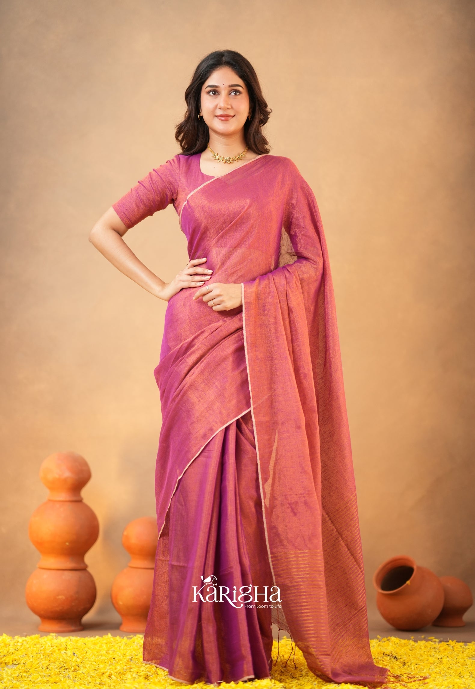 Linen Radiance – Featherlight Saree with Subtle Shine