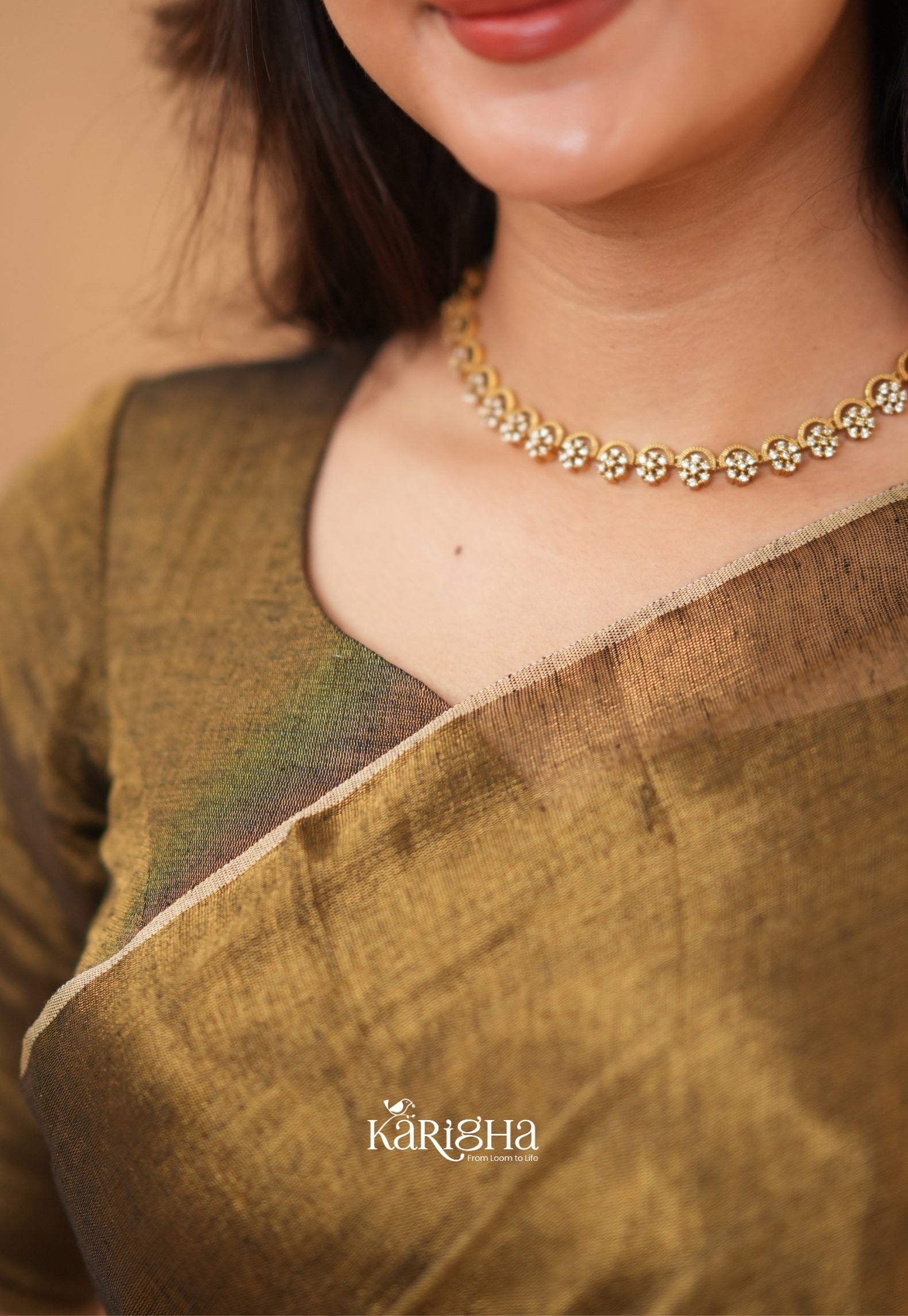 Linen Radiance – Featherlight Saree with Subtle Shine