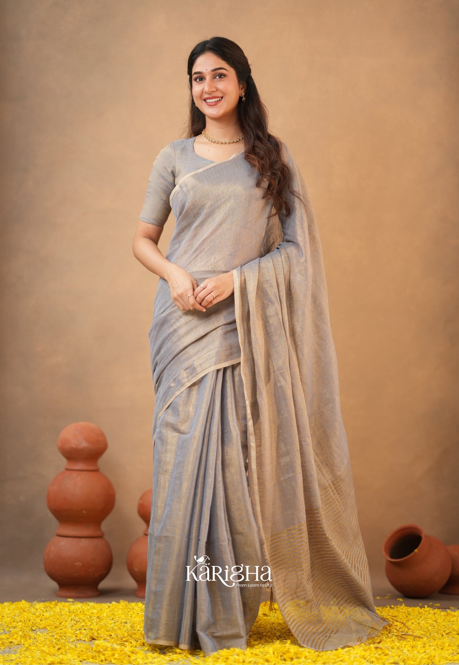 Linen Radiance – Featherlight Saree with Subtle Shine