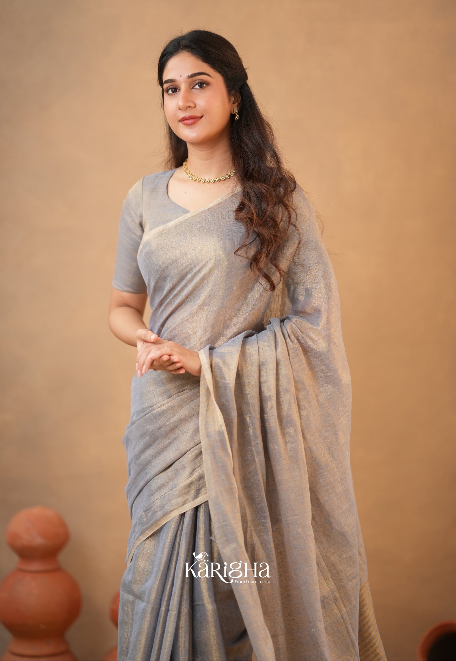 Linen Radiance – Featherlight Saree with Subtle Shine