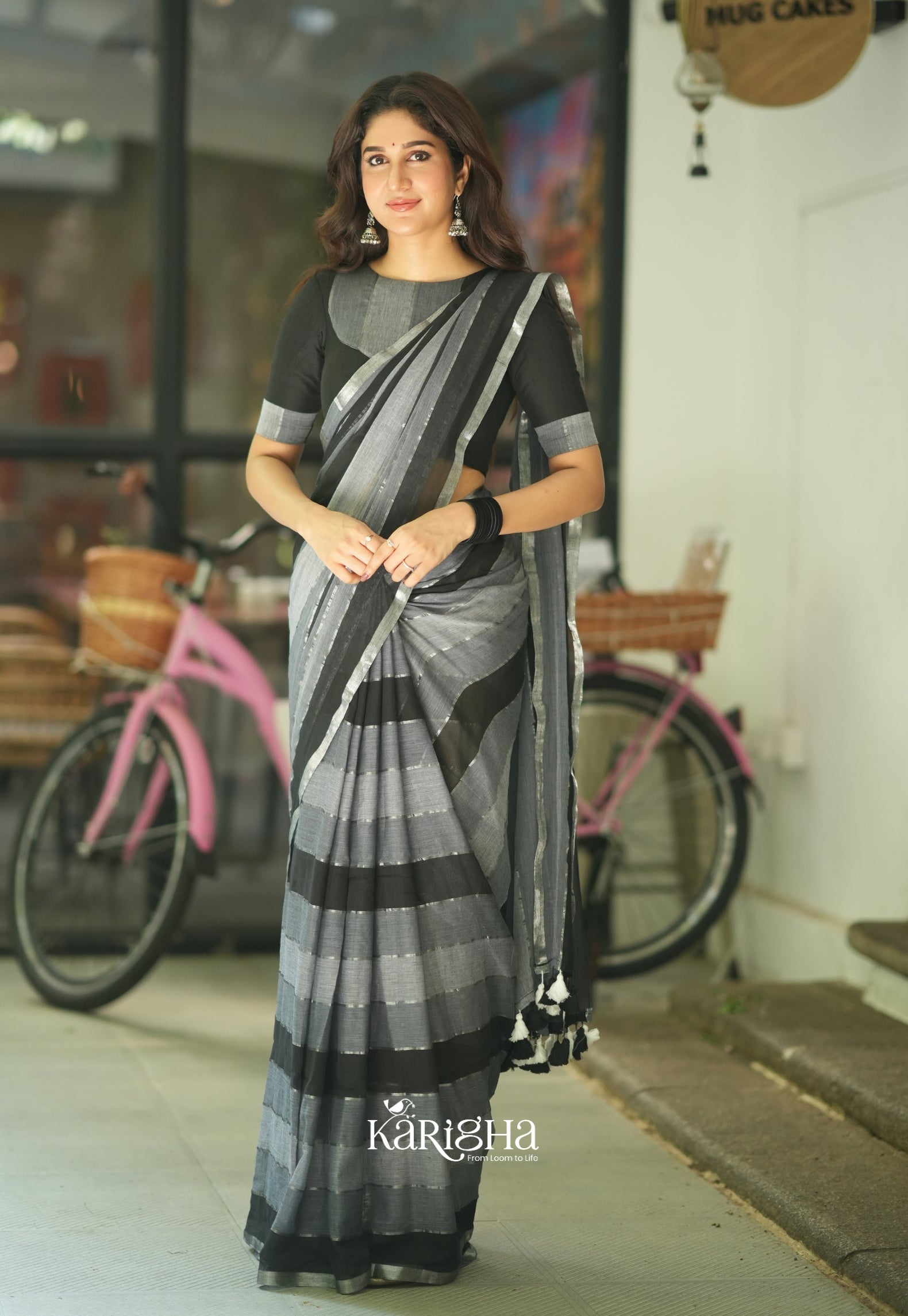 Multicolor Mul Cotton Saree – Vibrant Weave Magic