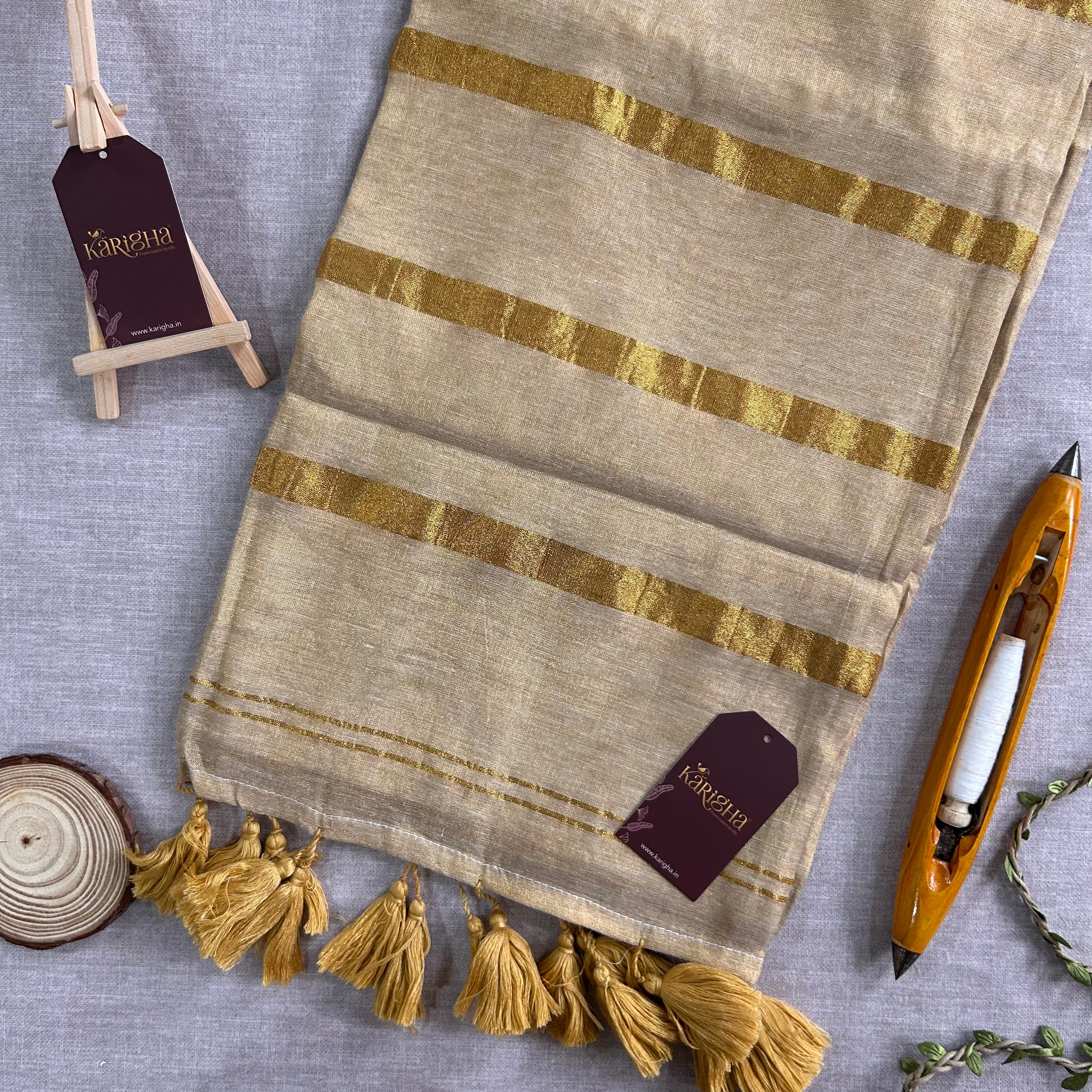 Regal Fringe Glow – Cotton Linen Saree with Rich Gold Edge