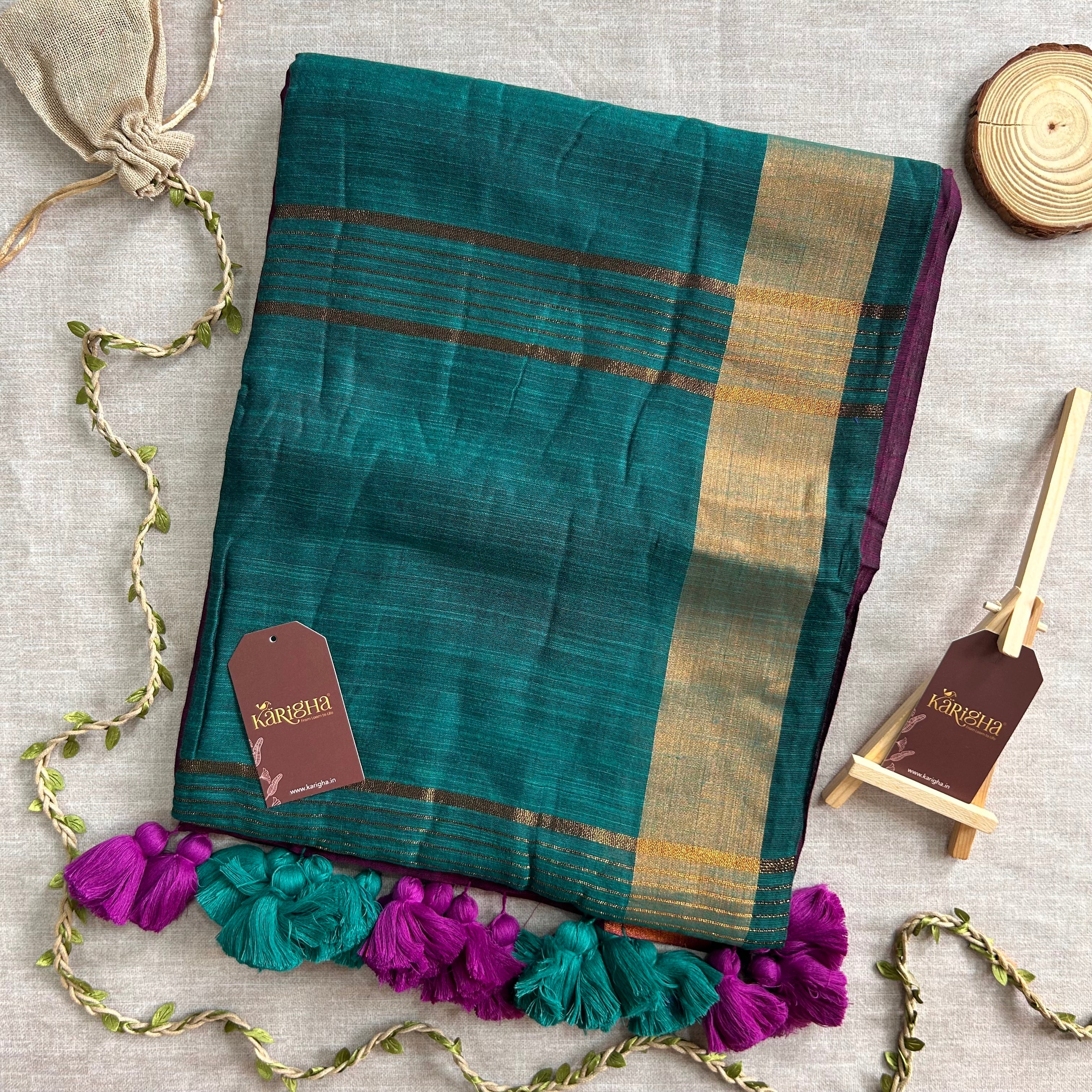 Imperial Threads – Classic Cotton Saree with Gleaming Zari Edge