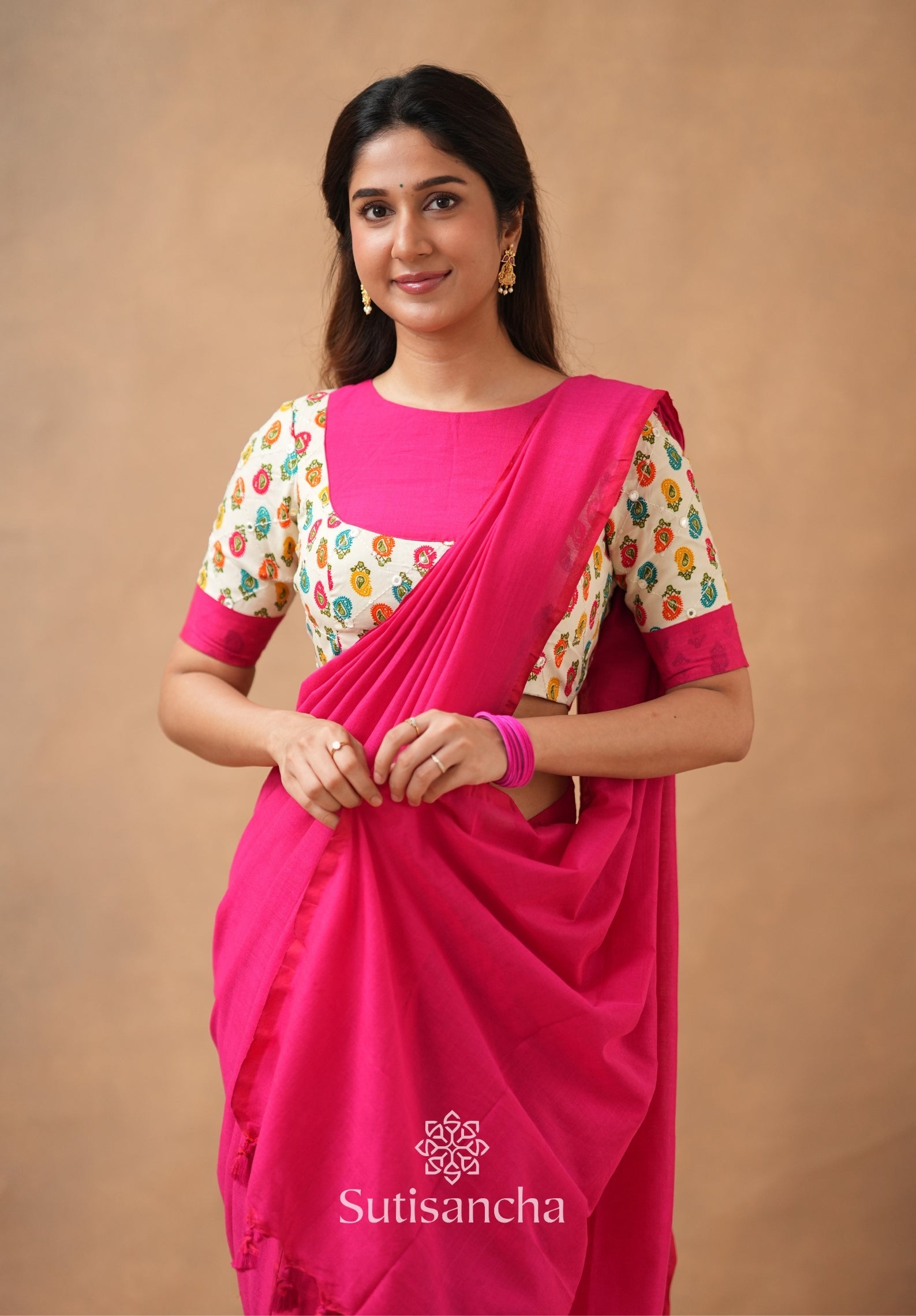 Sutra Luxe – Premium Cotton Saree with Refined Finish