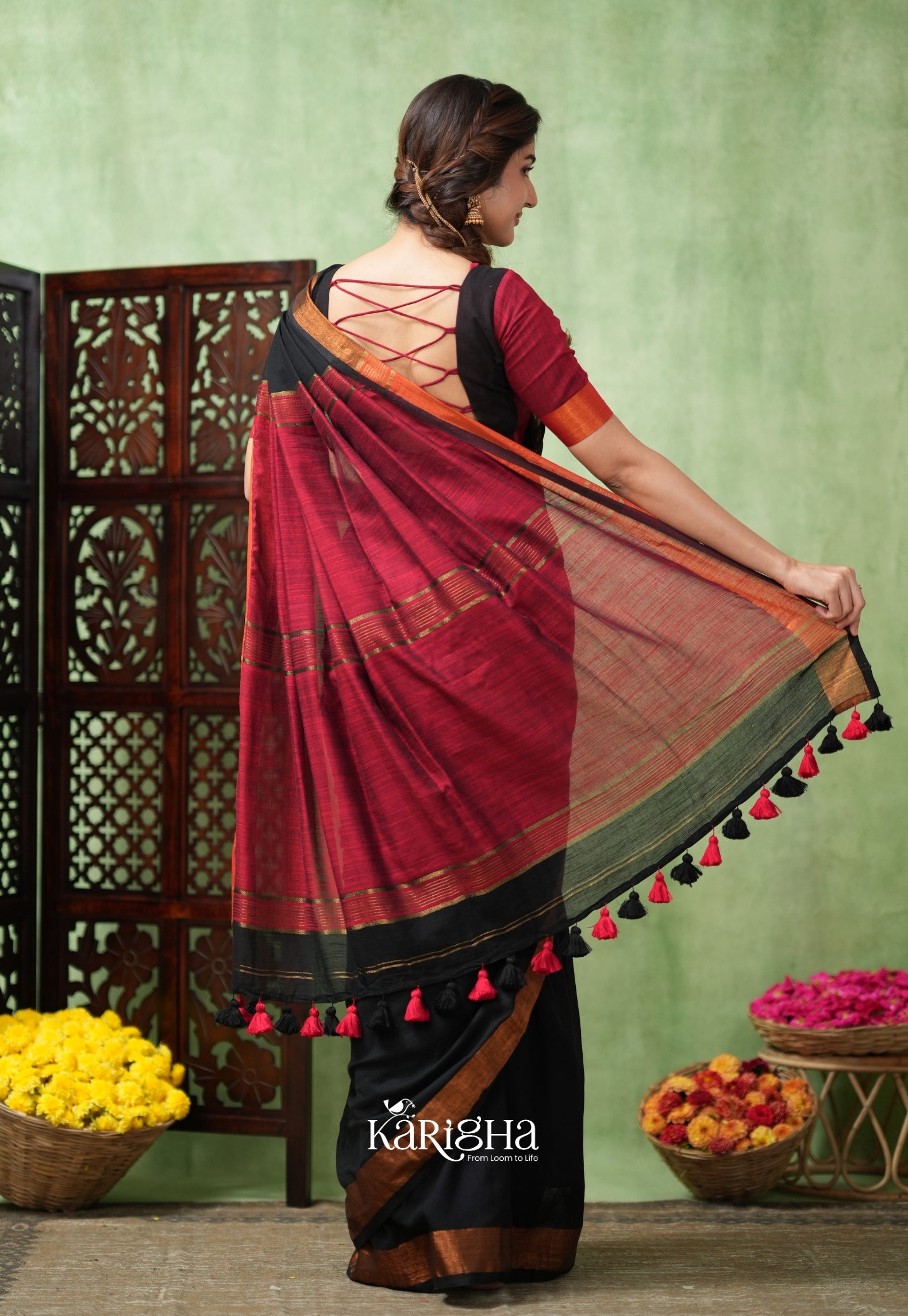 Imperial Threads – Classic Cotton Saree with Gleaming Zari Edge