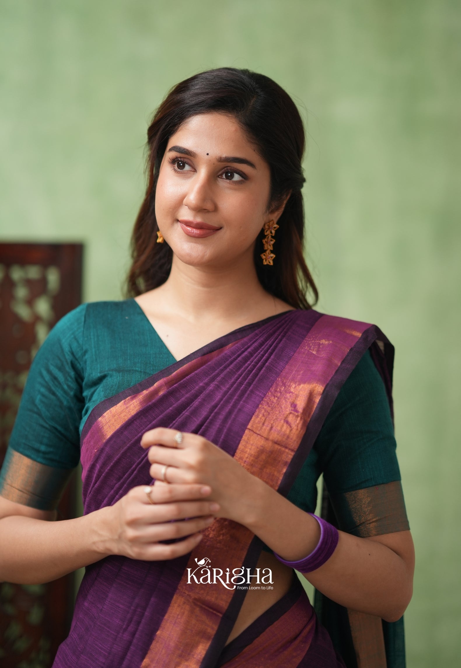 Imperial Threads – Classic Cotton Saree with Gleaming Zari Edge