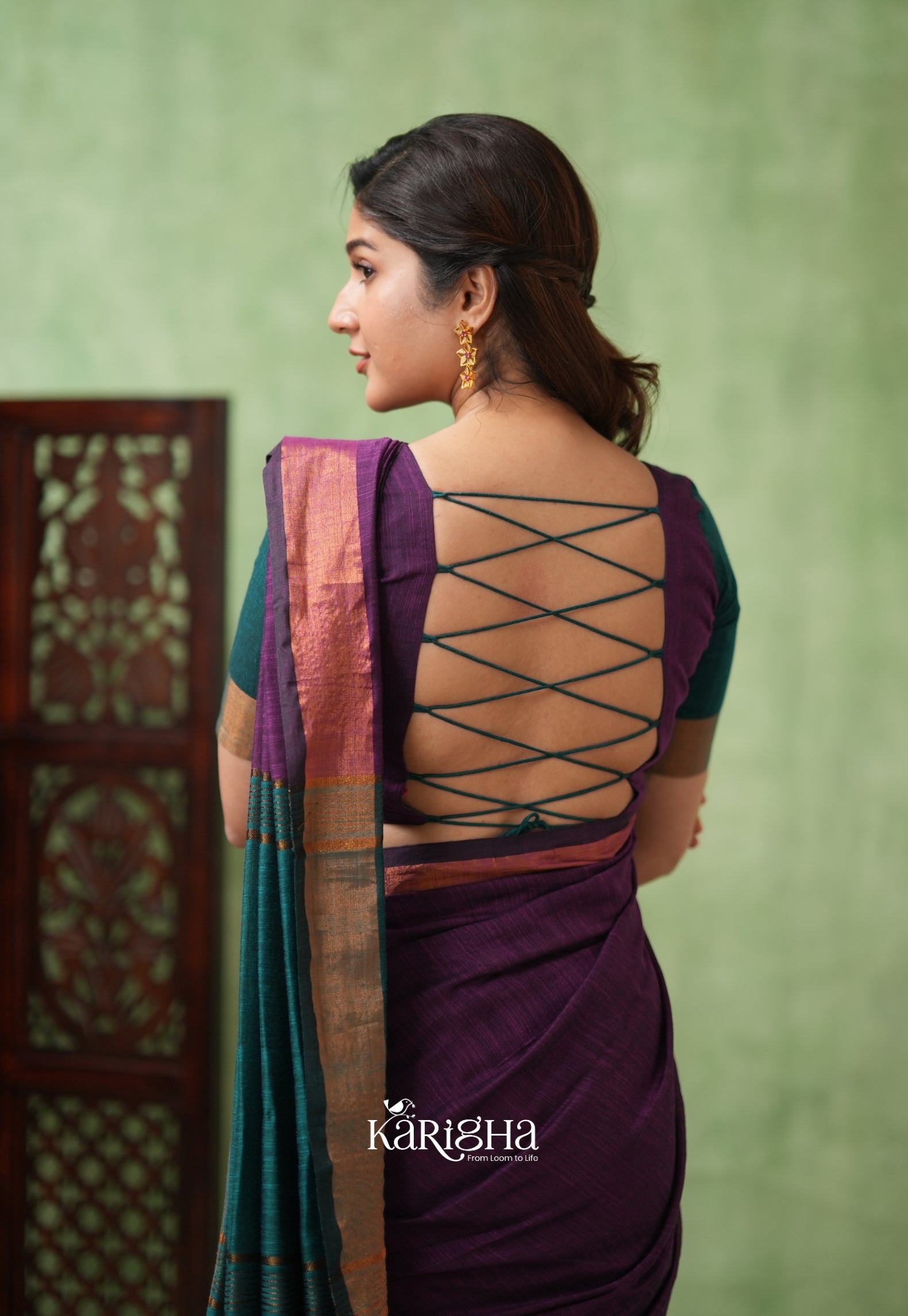 Imperial Threads – Classic Cotton Saree with Gleaming Zari Edge