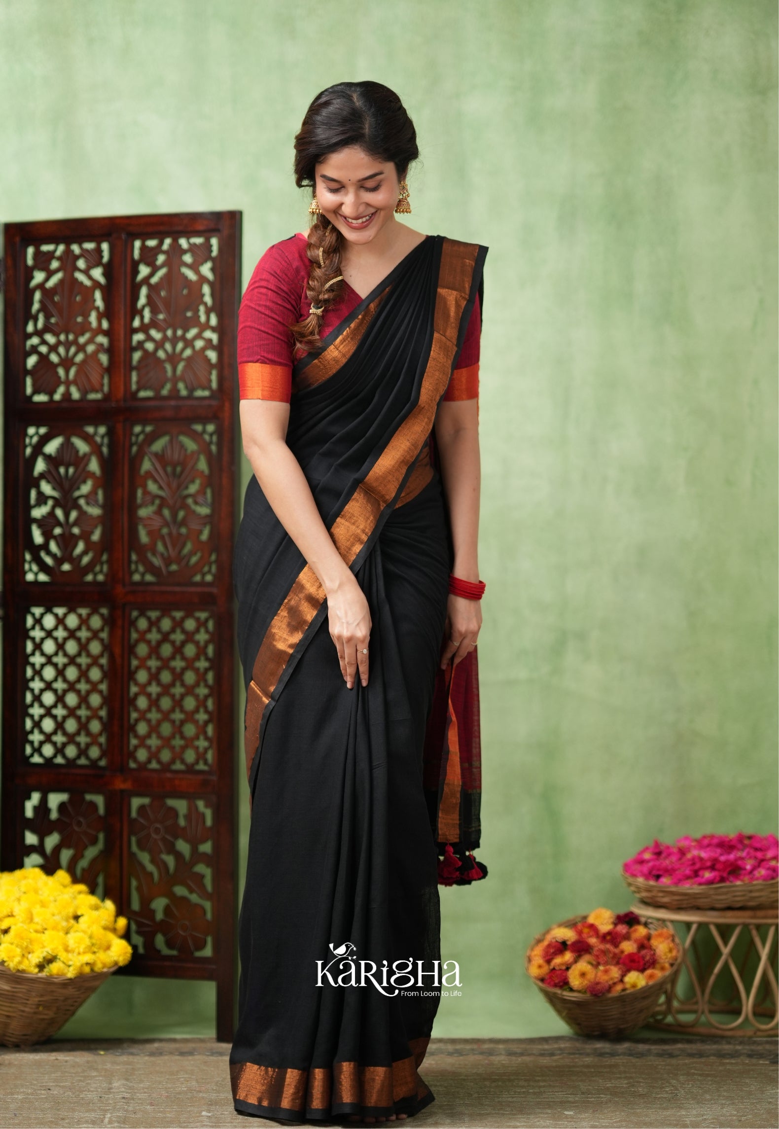 Imperial Threads – Classic Cotton Saree with Gleaming Zari Edge