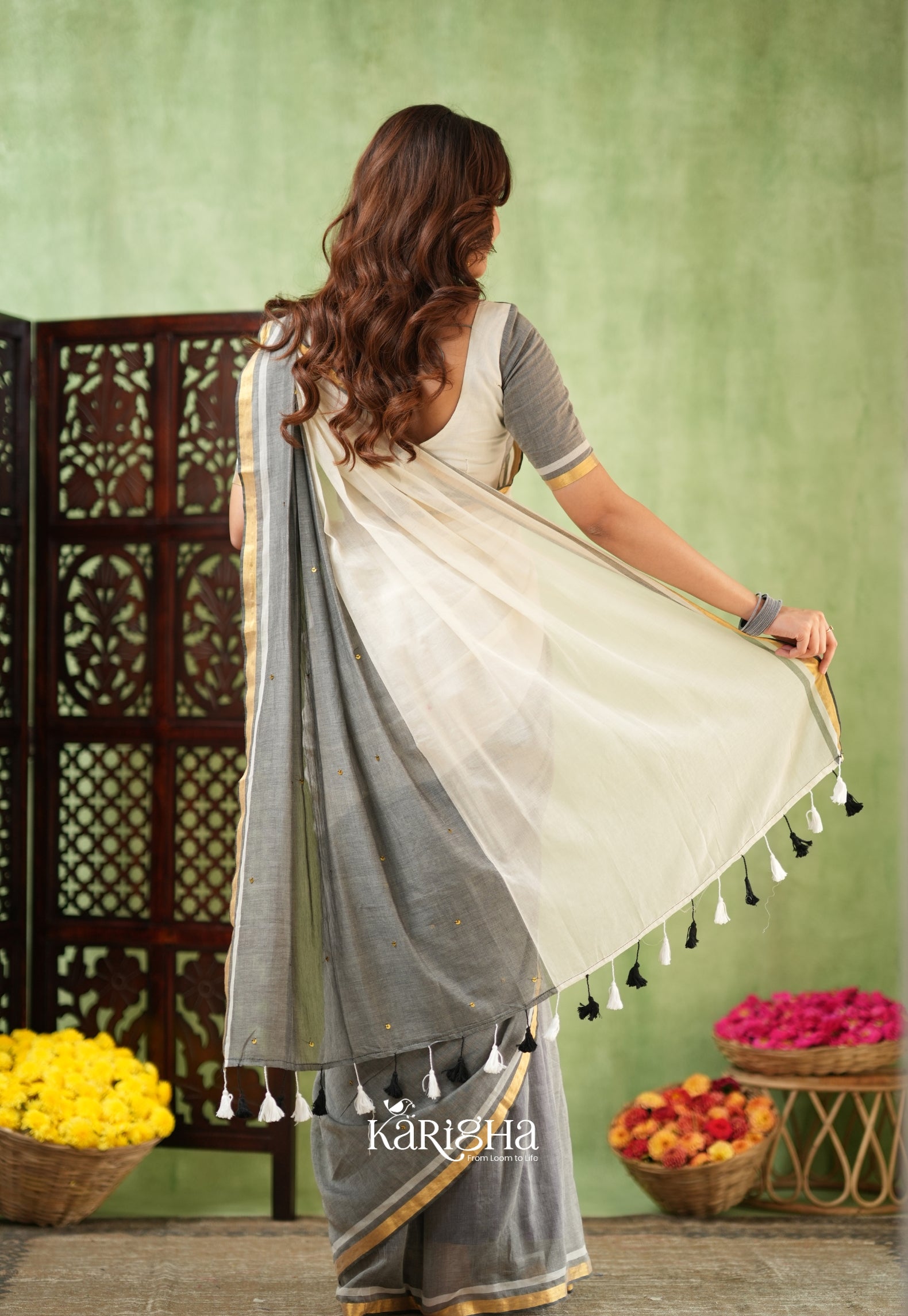 Royal Edge – Mul Cotton Saree with Luxe Border Detail