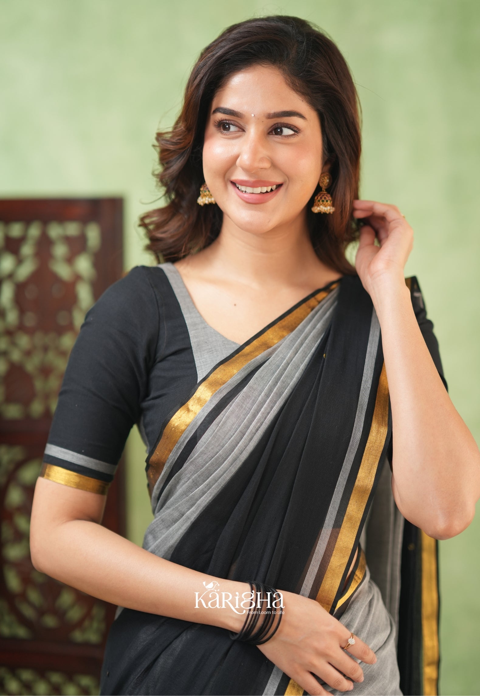 Royal Edge – Mul Cotton Saree with Luxe Border Detail