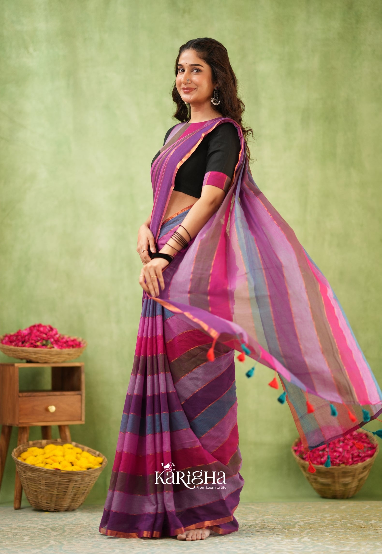 Multicolor Mul Cotton Saree – Vibrant Weave Magic
