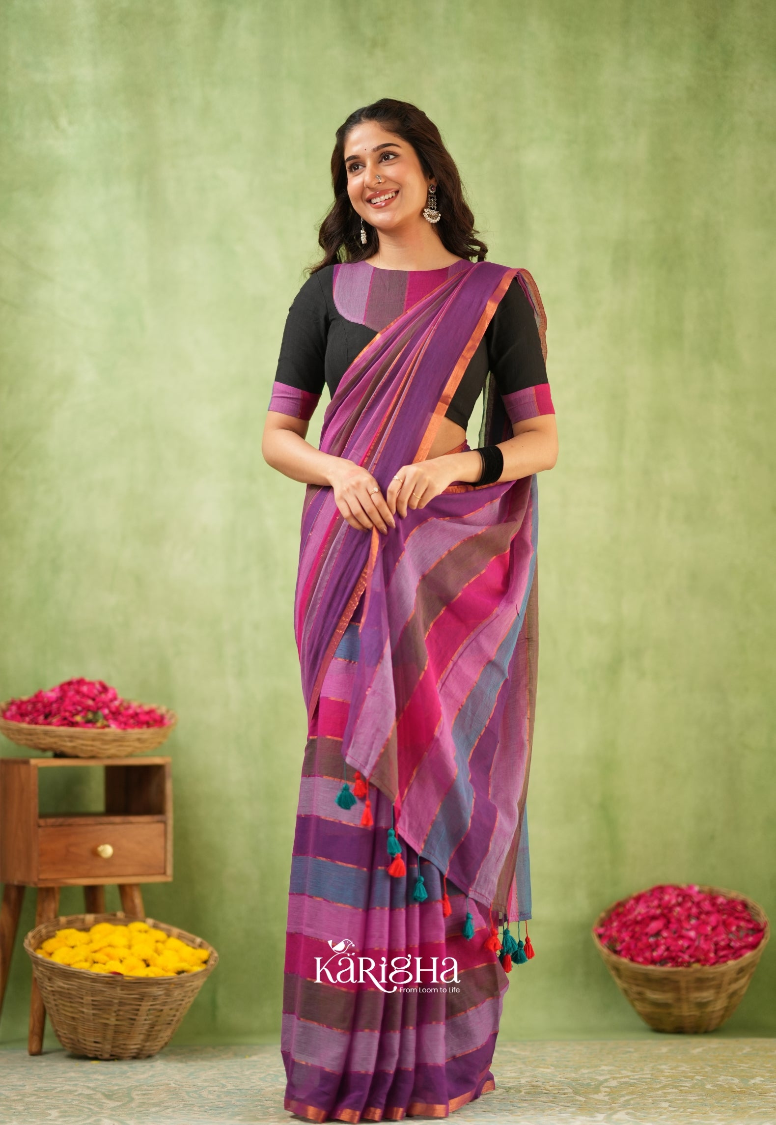 Multicolor Mul Cotton Saree – Vibrant Weave Magic