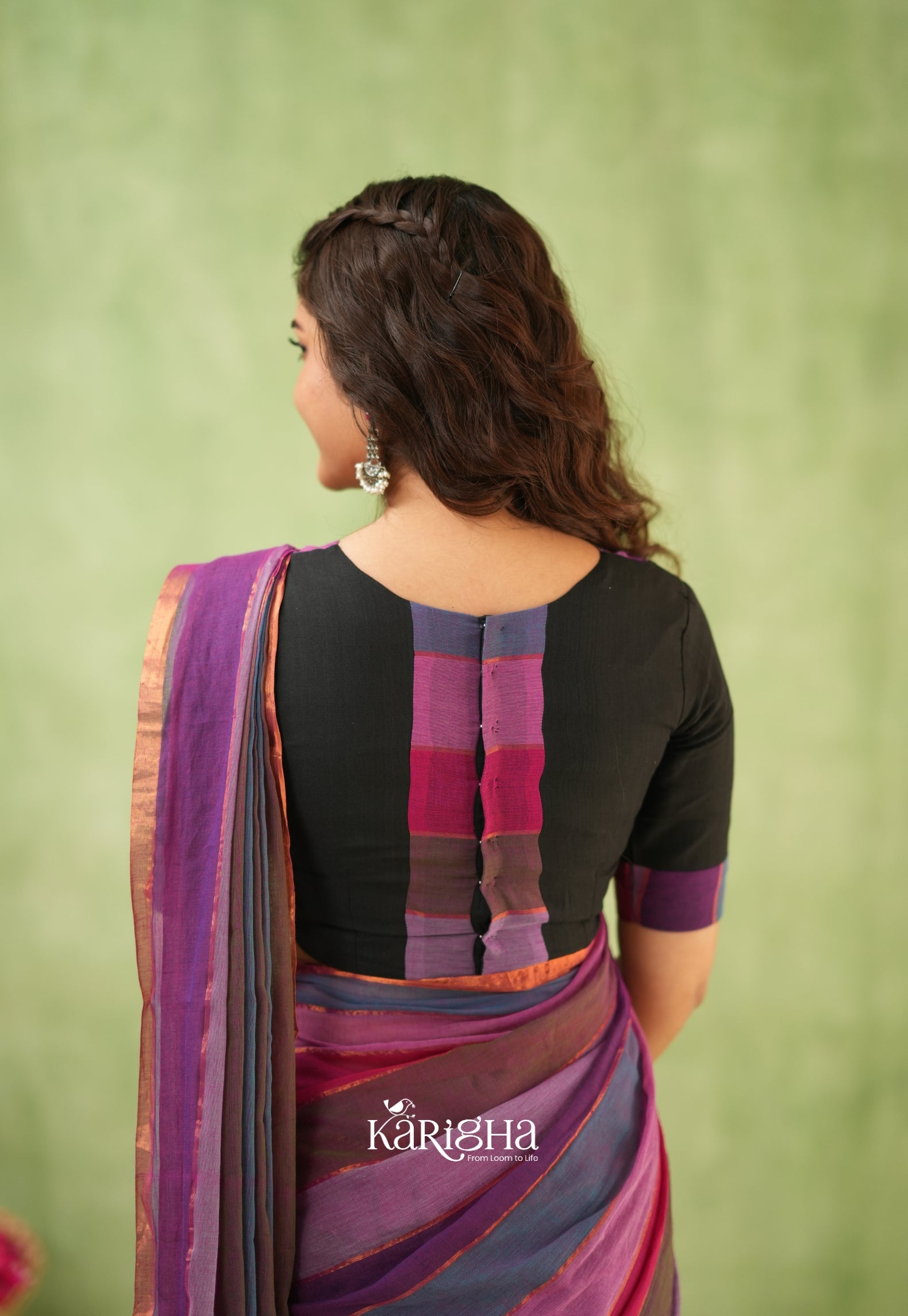 Multicolor Mul Cotton Saree – Vibrant Weave Magic