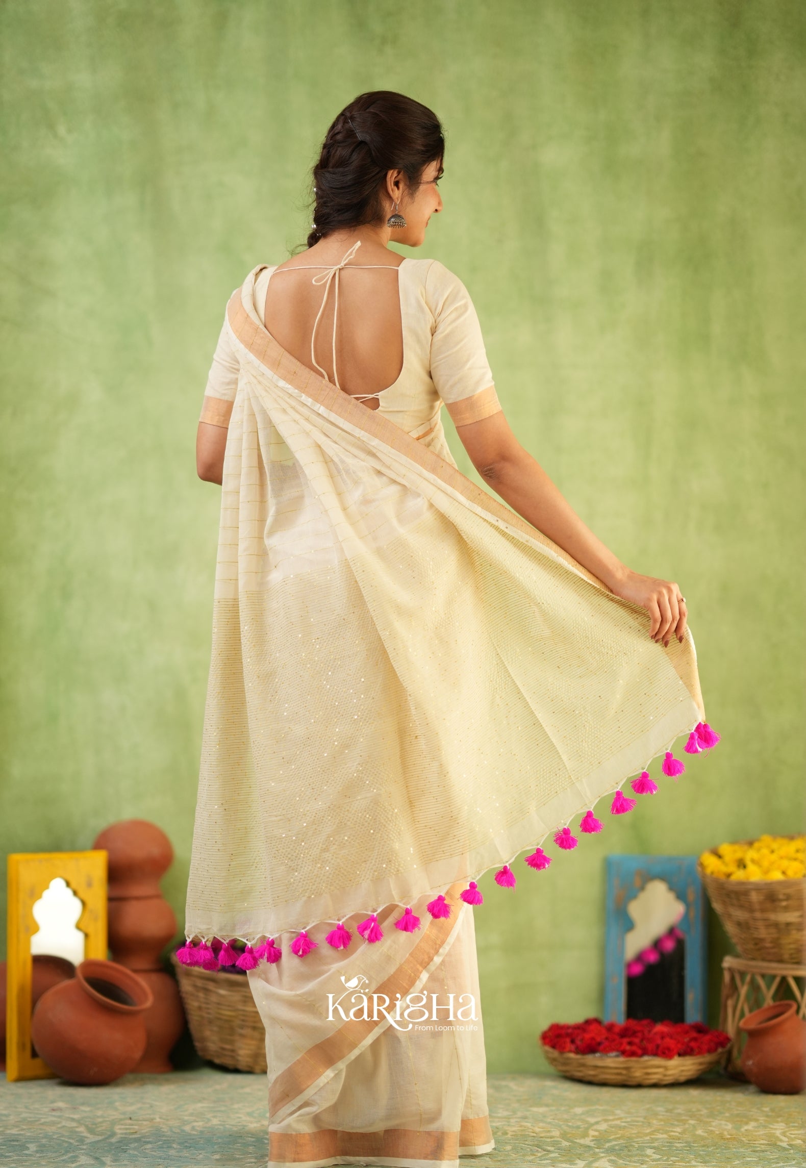Sitaara Mul Handwoven Sequin Saree – Soft & Elegance