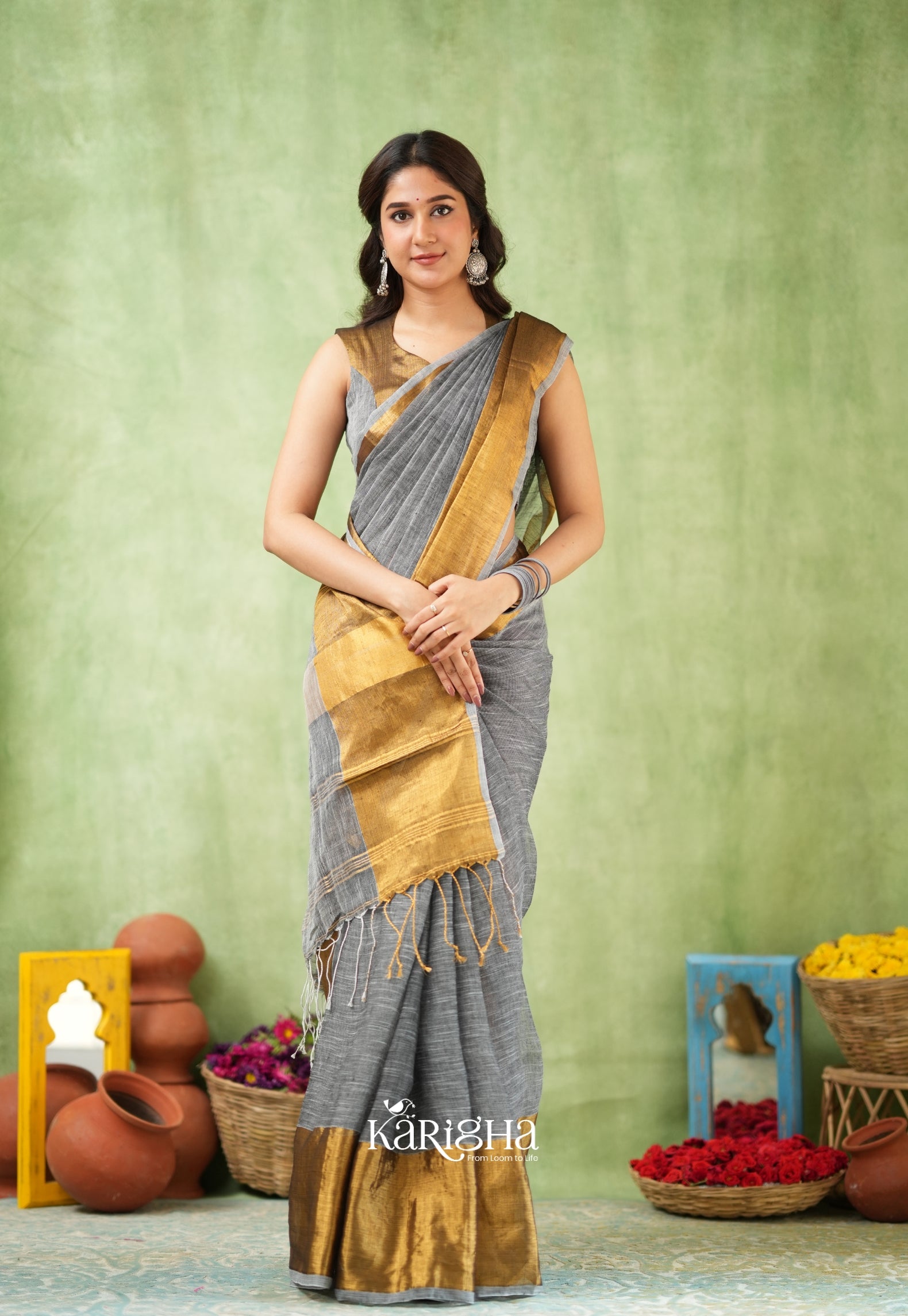 Gilded Linen Grace – Cotton Linen Saree with Radiant Edge
