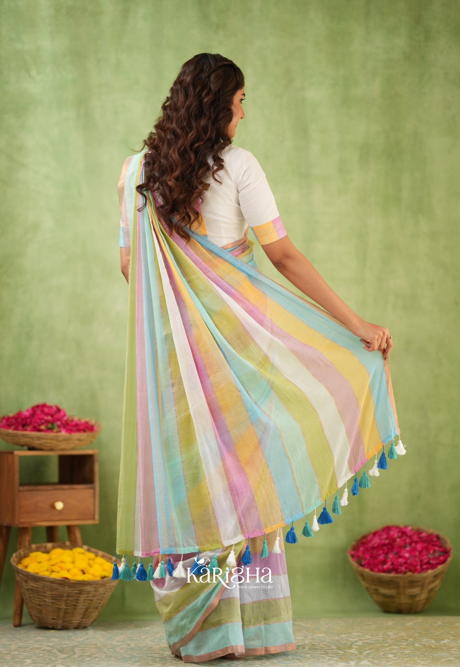 Multicolor Mul Cotton Saree – Vibrant Weave Magic