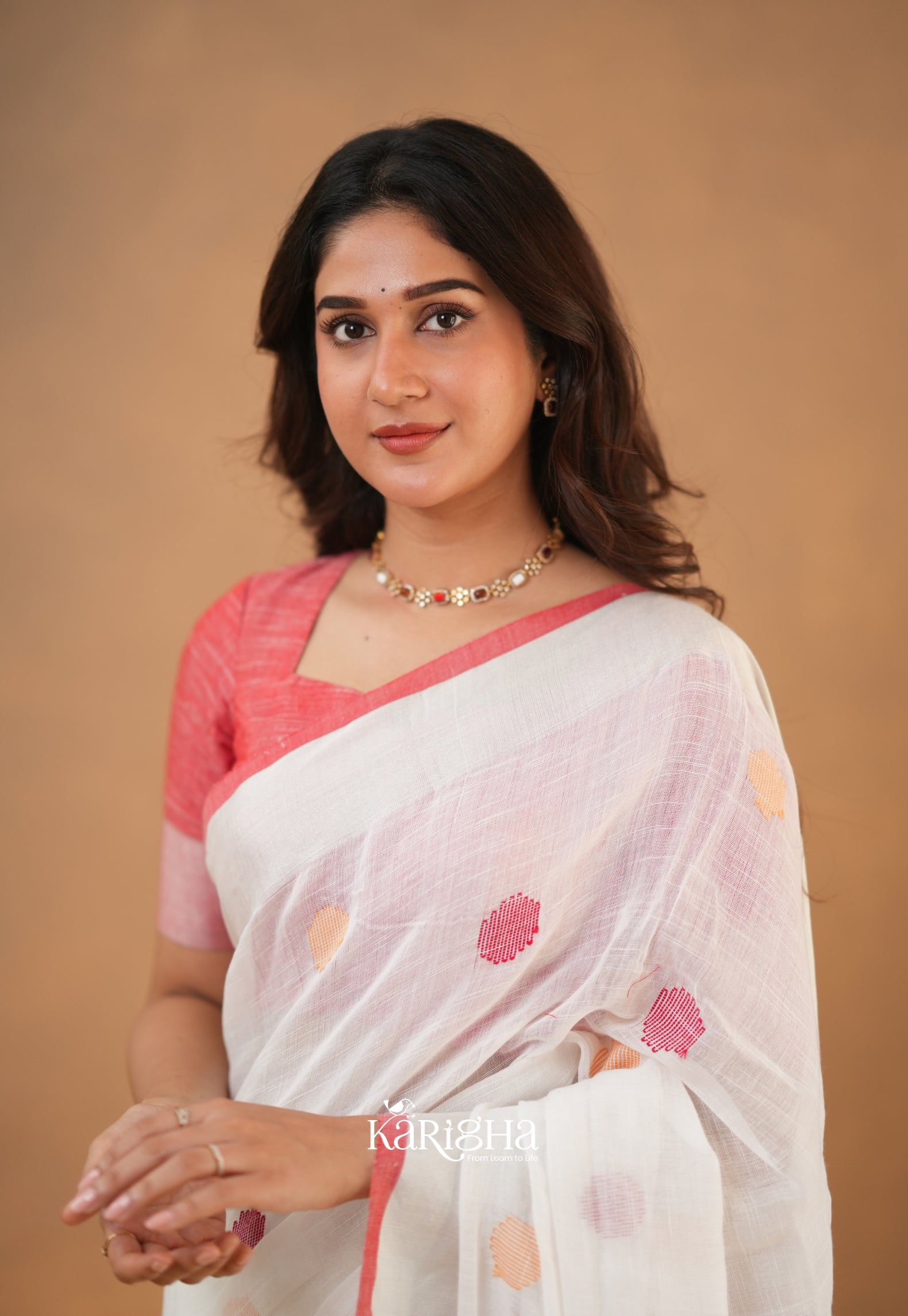 Legacy Loom – Handwoven Cotton Saree with Timeless Craft