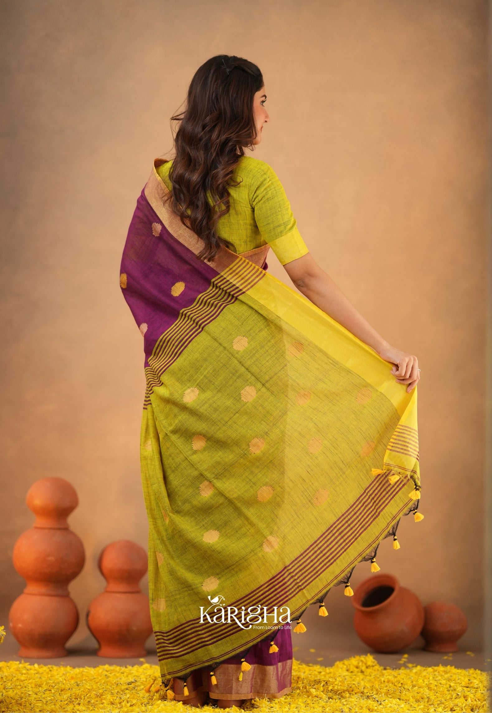 Legacy Loom – Handwoven Cotton Saree with Timeless Craft