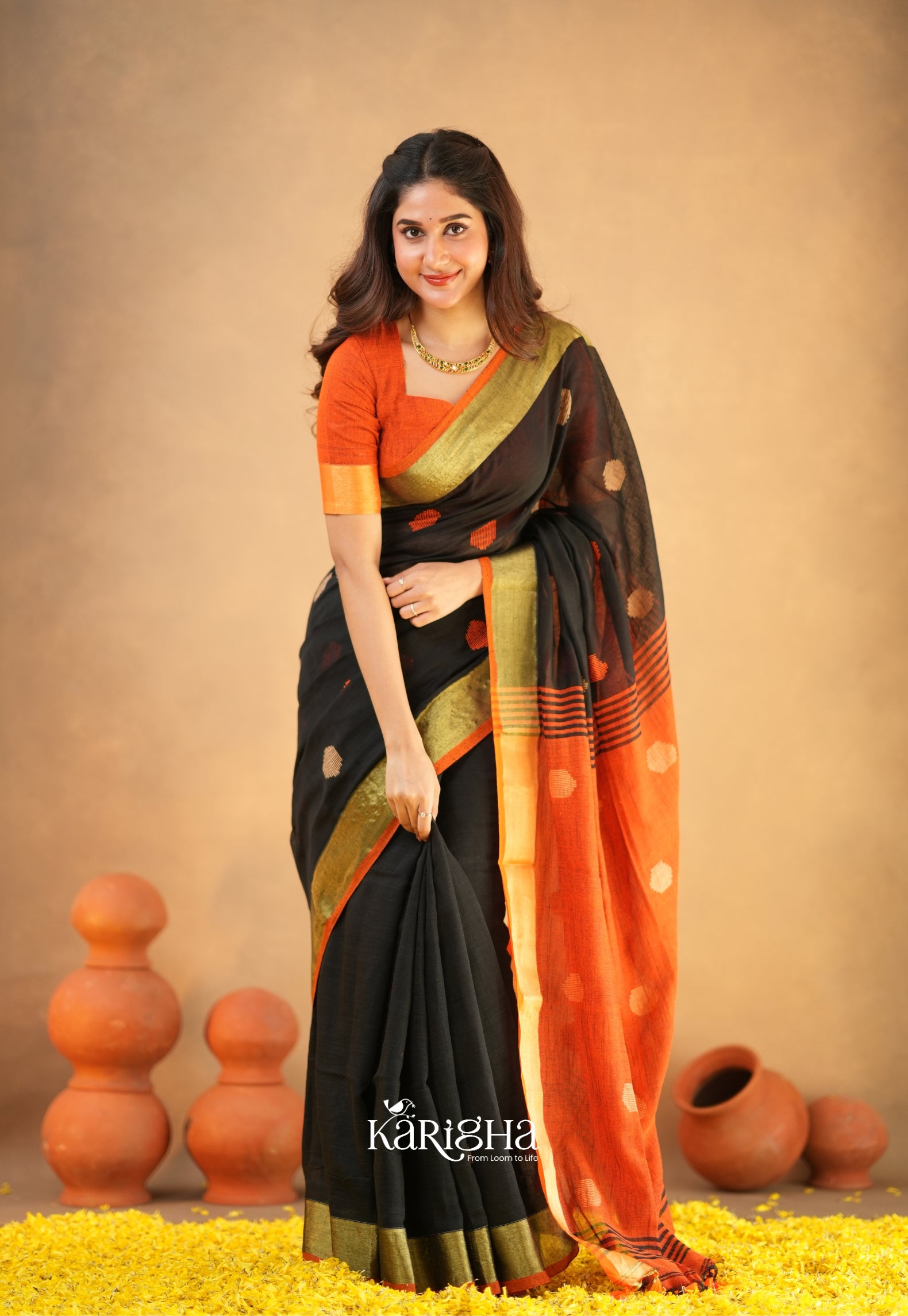 Legacy Loom – Handwoven Cotton Saree with Timeless Craft