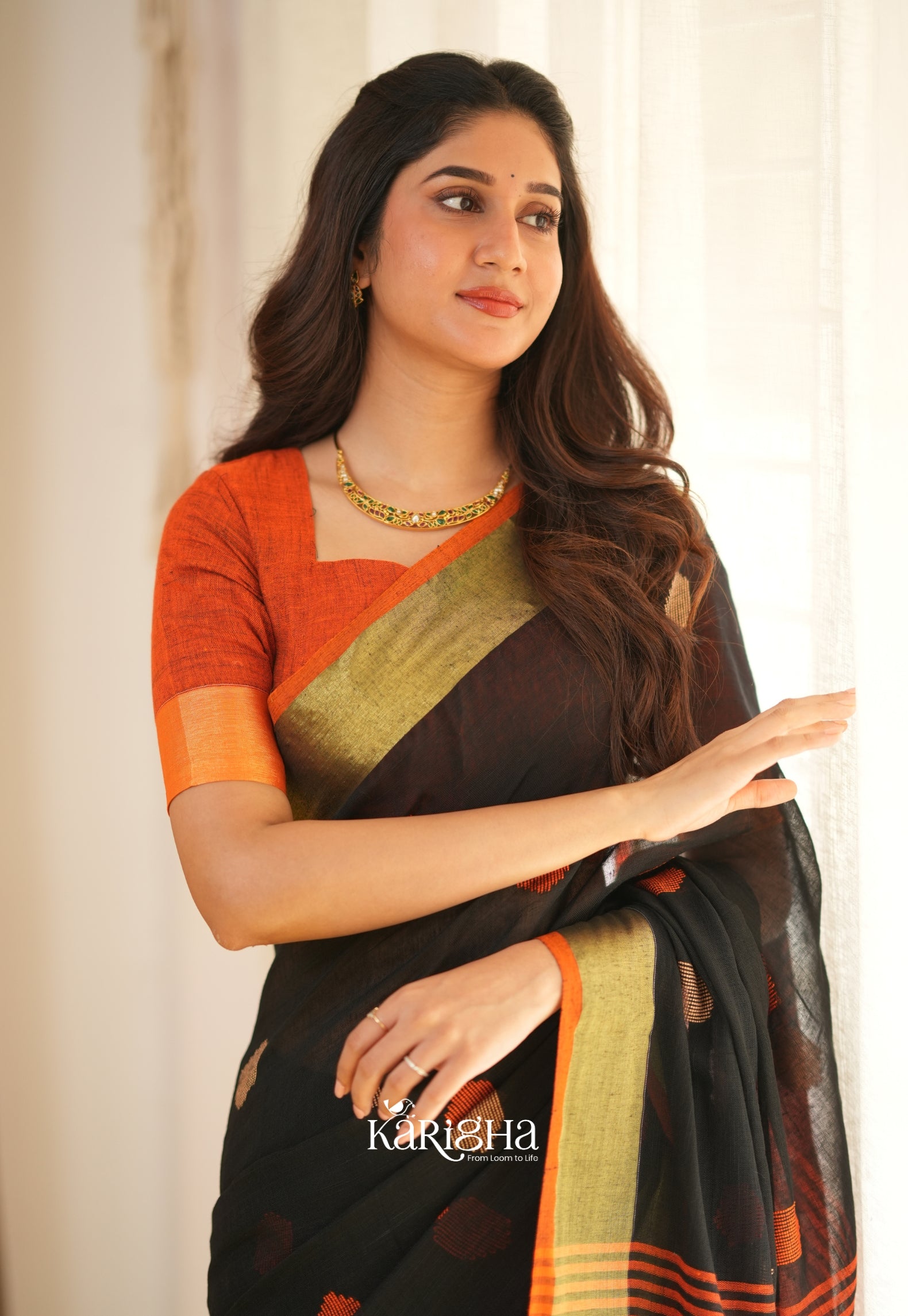 Legacy Loom – Handwoven Cotton Saree with Timeless Craft