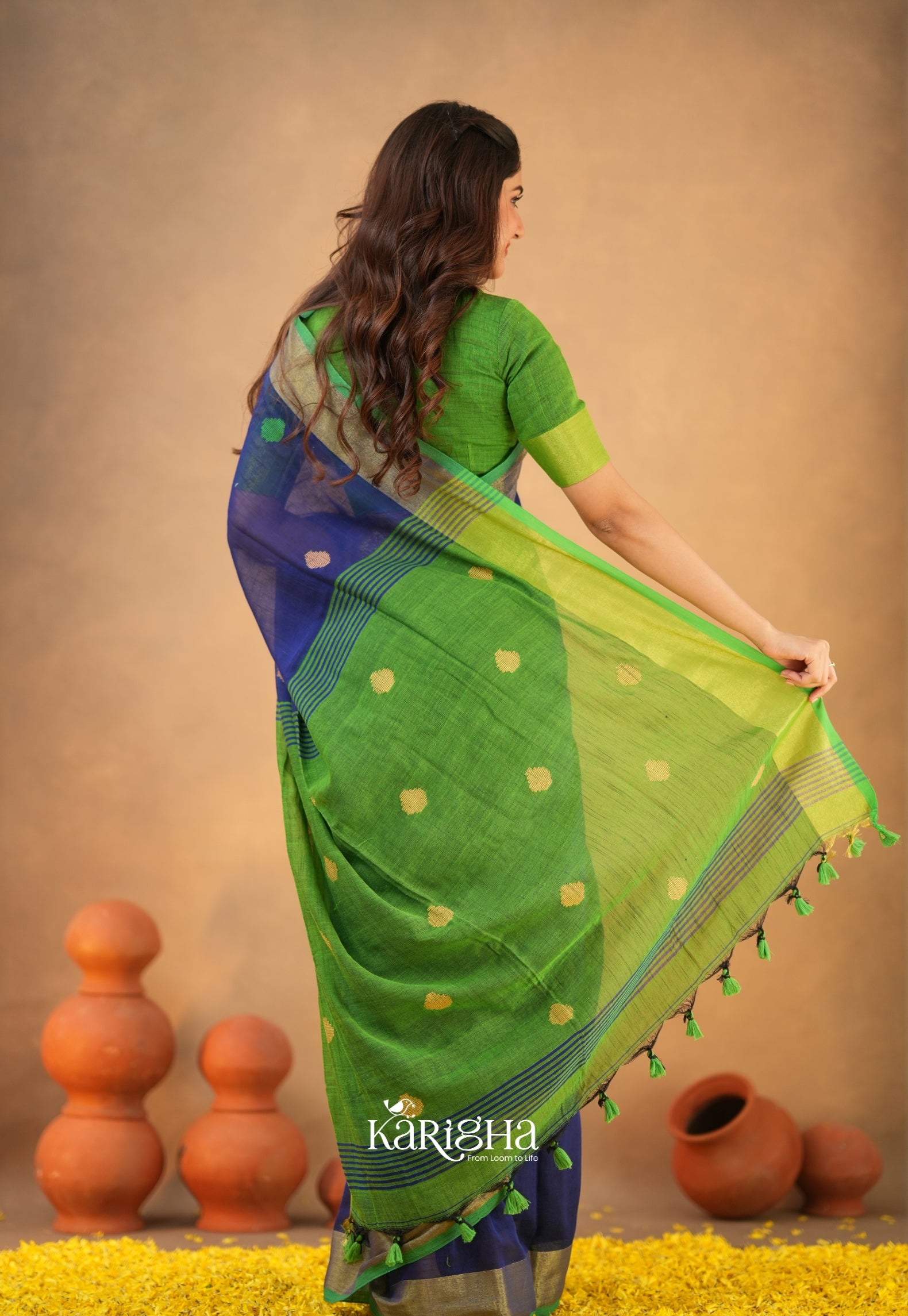 Legacy Loom – Handwoven Cotton Saree with Timeless Craft
