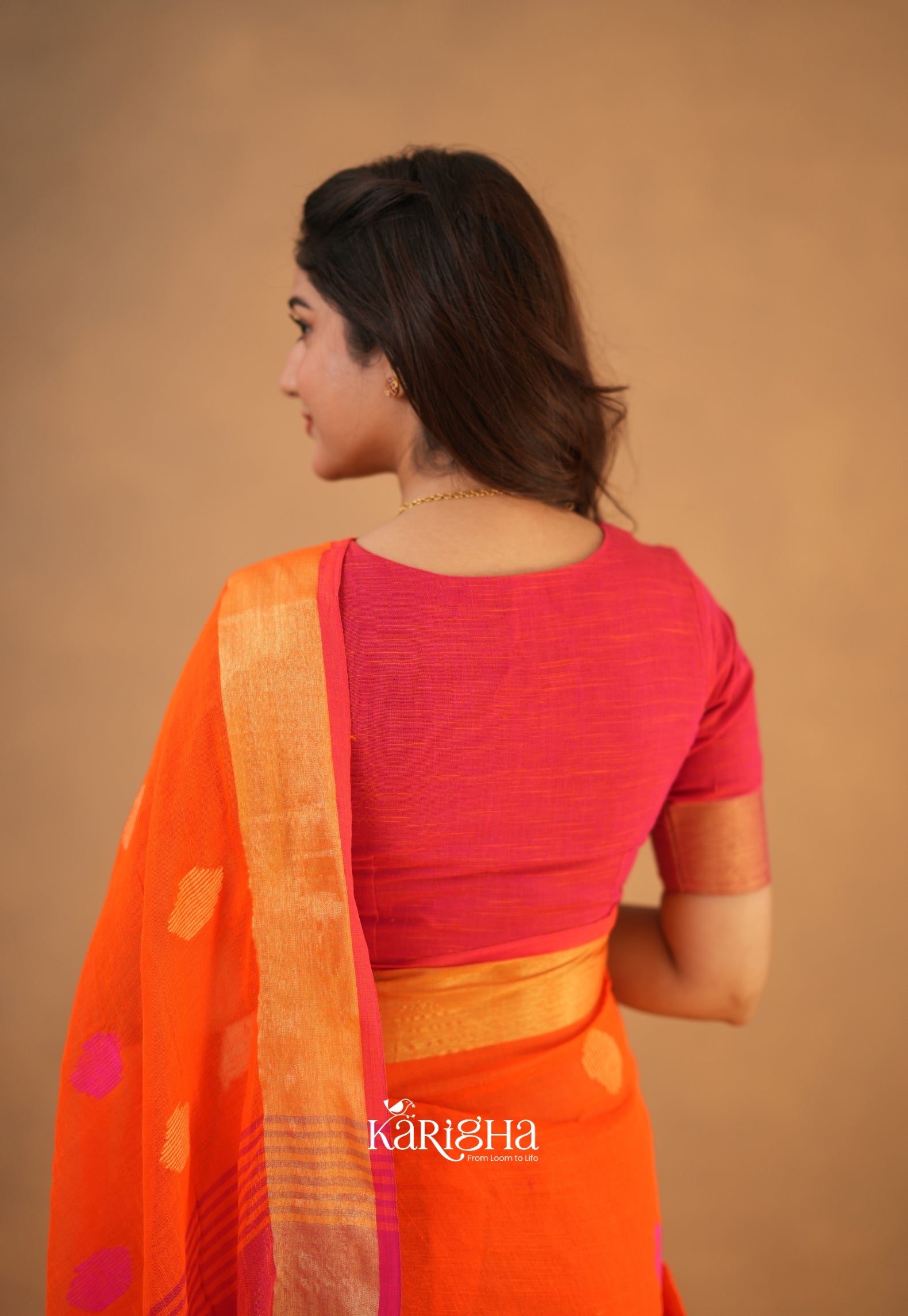 Legacy Loom – Handwoven Cotton Saree with Timeless Craft