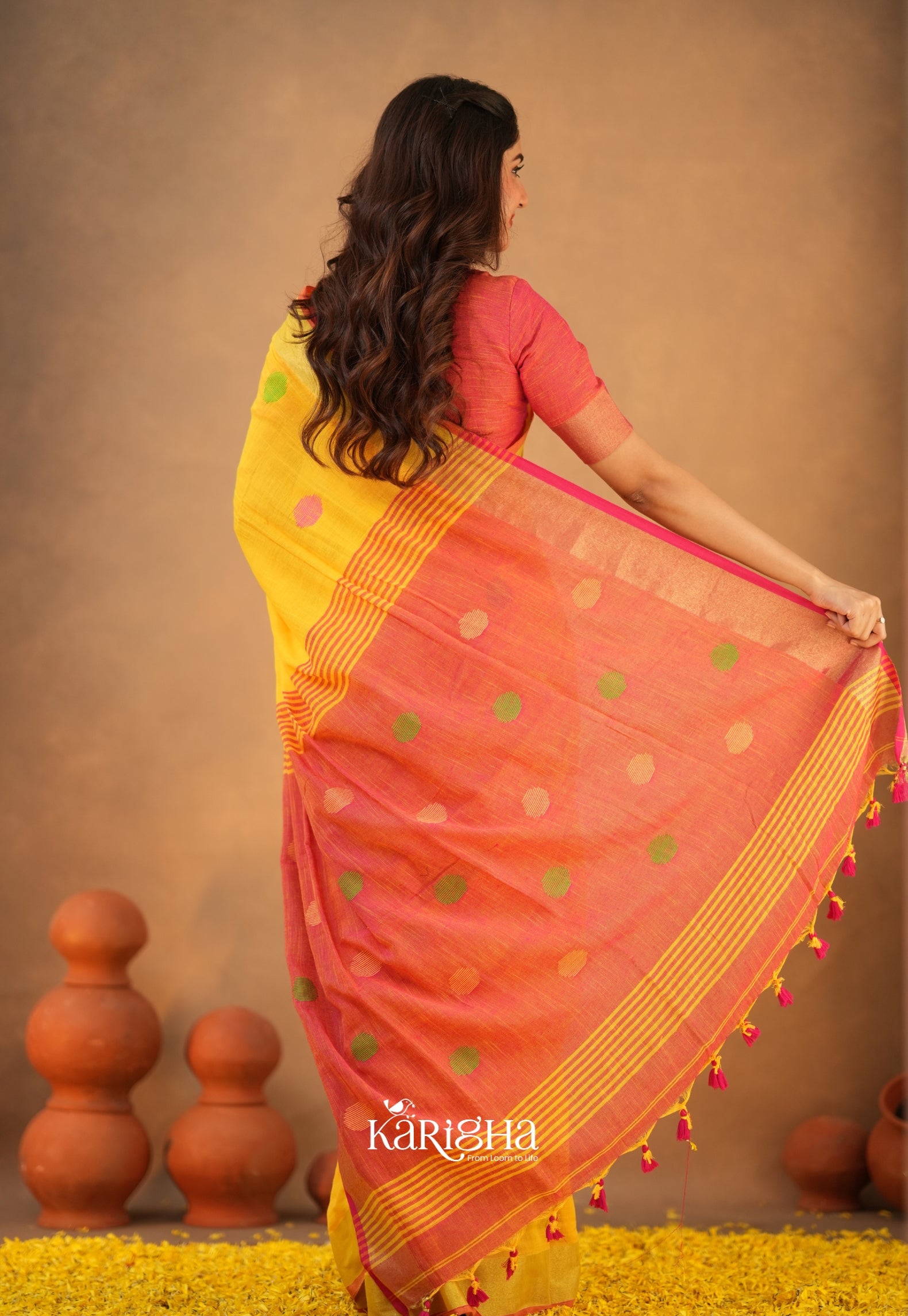 Legacy Loom – Handwoven Cotton Saree with Timeless Craft