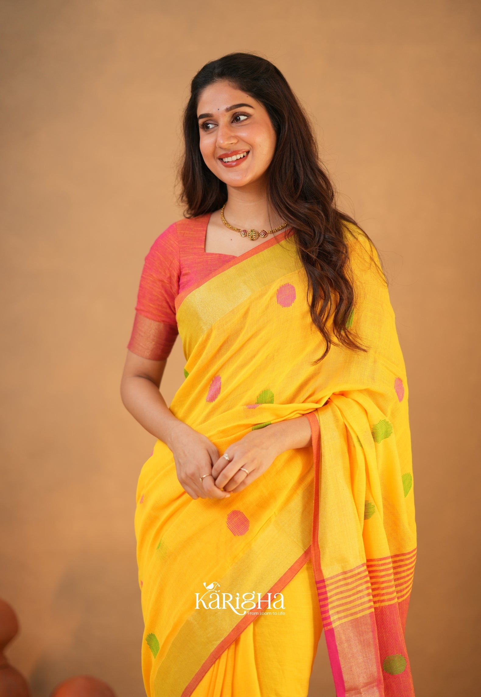 Legacy Loom – Handwoven Cotton Saree with Timeless Craft
