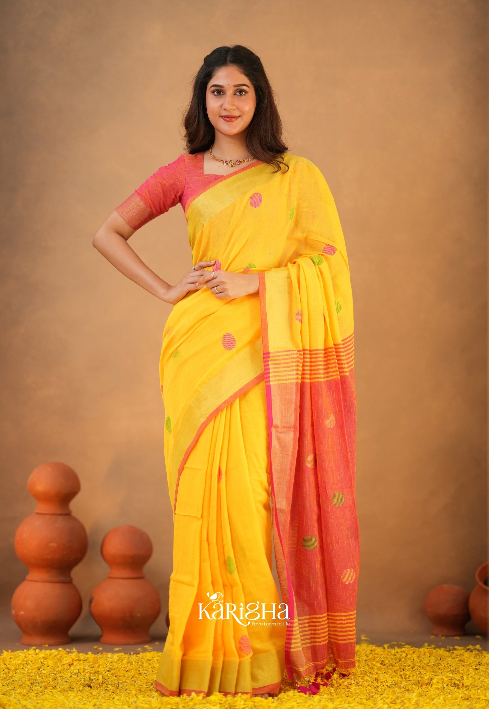 Legacy Loom – Handwoven Cotton Saree with Timeless Craft