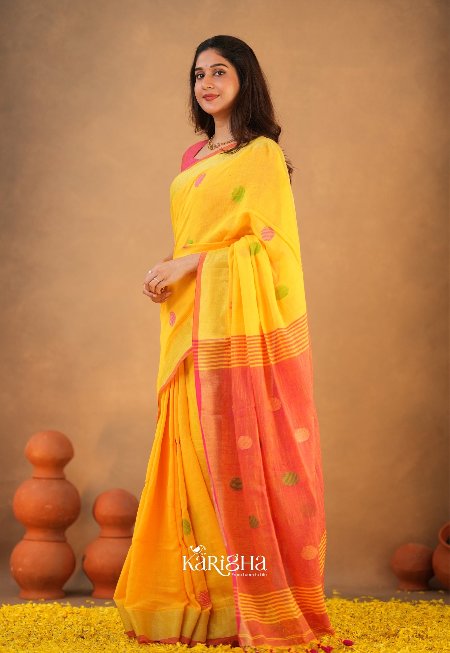 Legacy Loom – Handwoven Cotton Saree with Timeless Craft