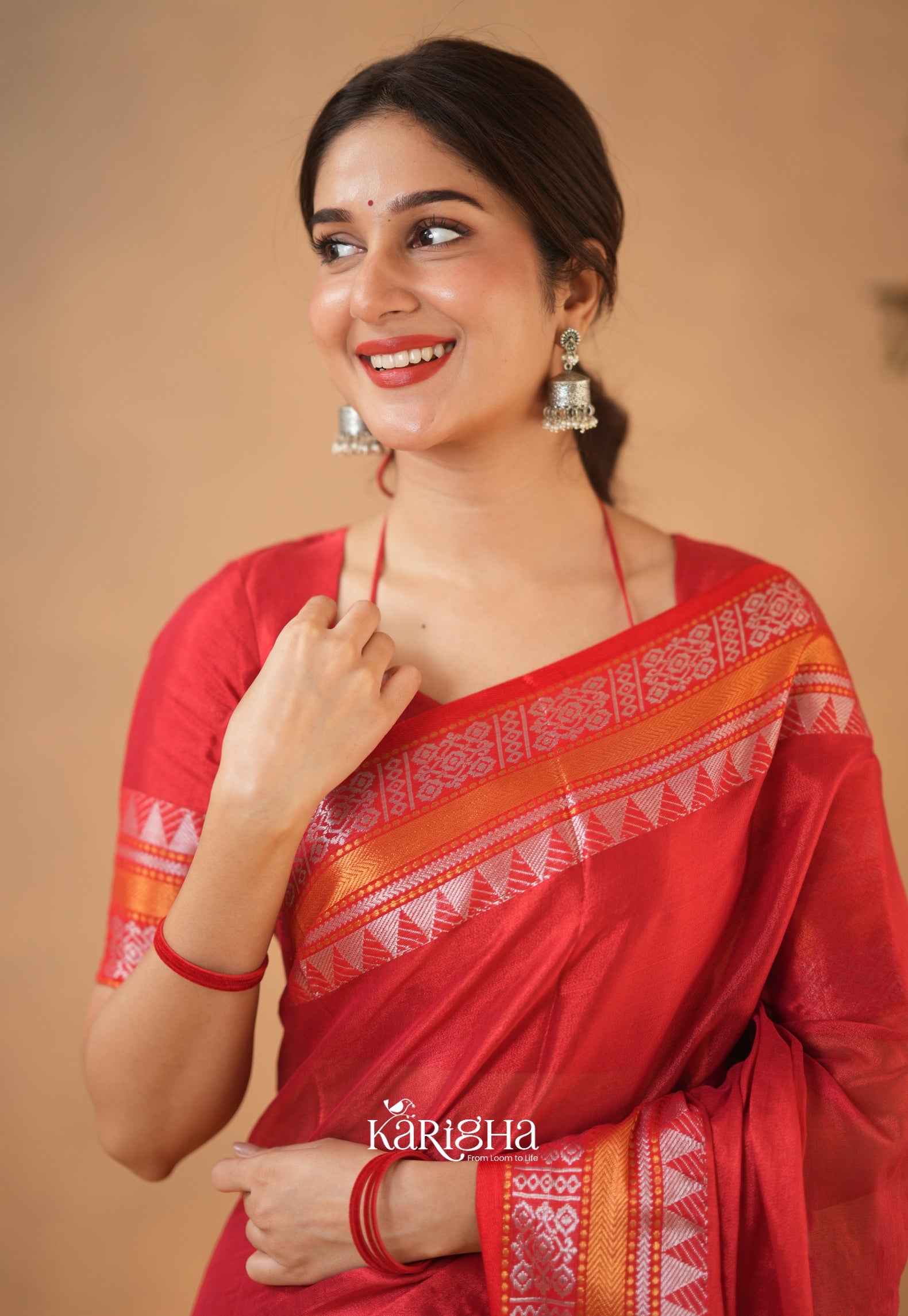 Ruby Loom – Elegant Tissue Cotton Saree with Artful Finish