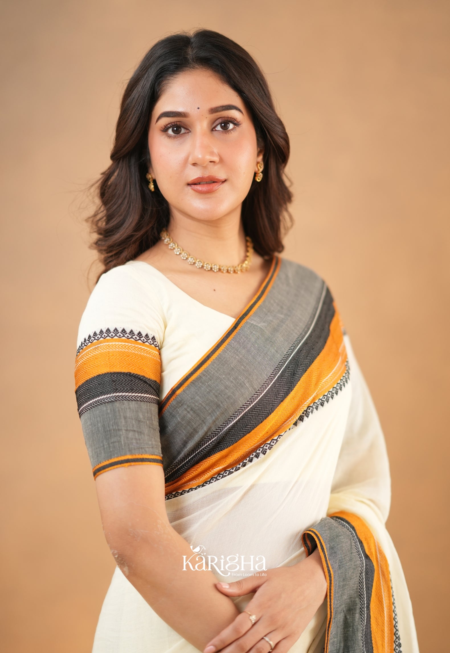 Calcutta Craft – Artisanal Cotton Saree with Timeless Weave