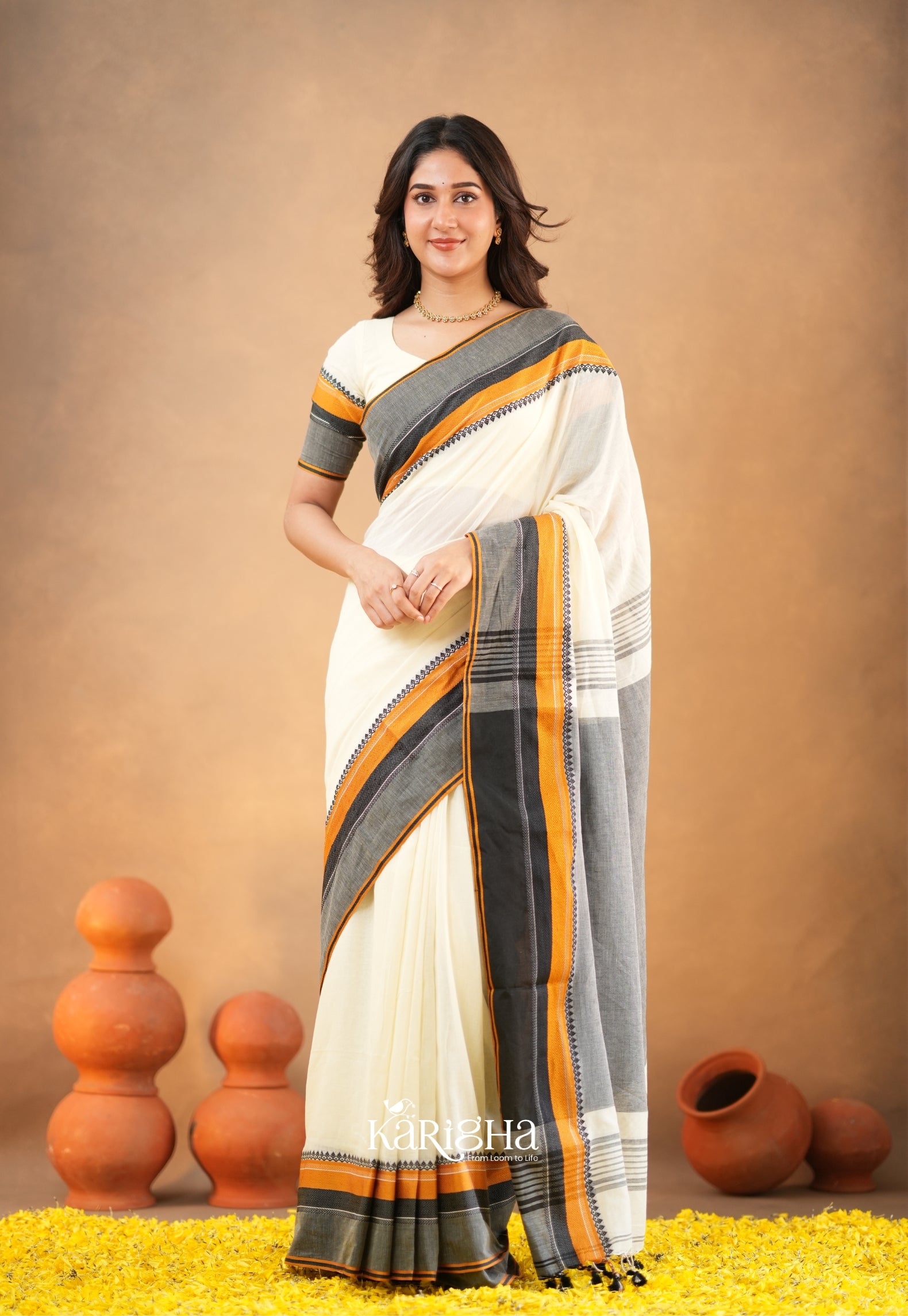 Calcutta Craft – Artisanal Cotton Saree with Timeless Weave