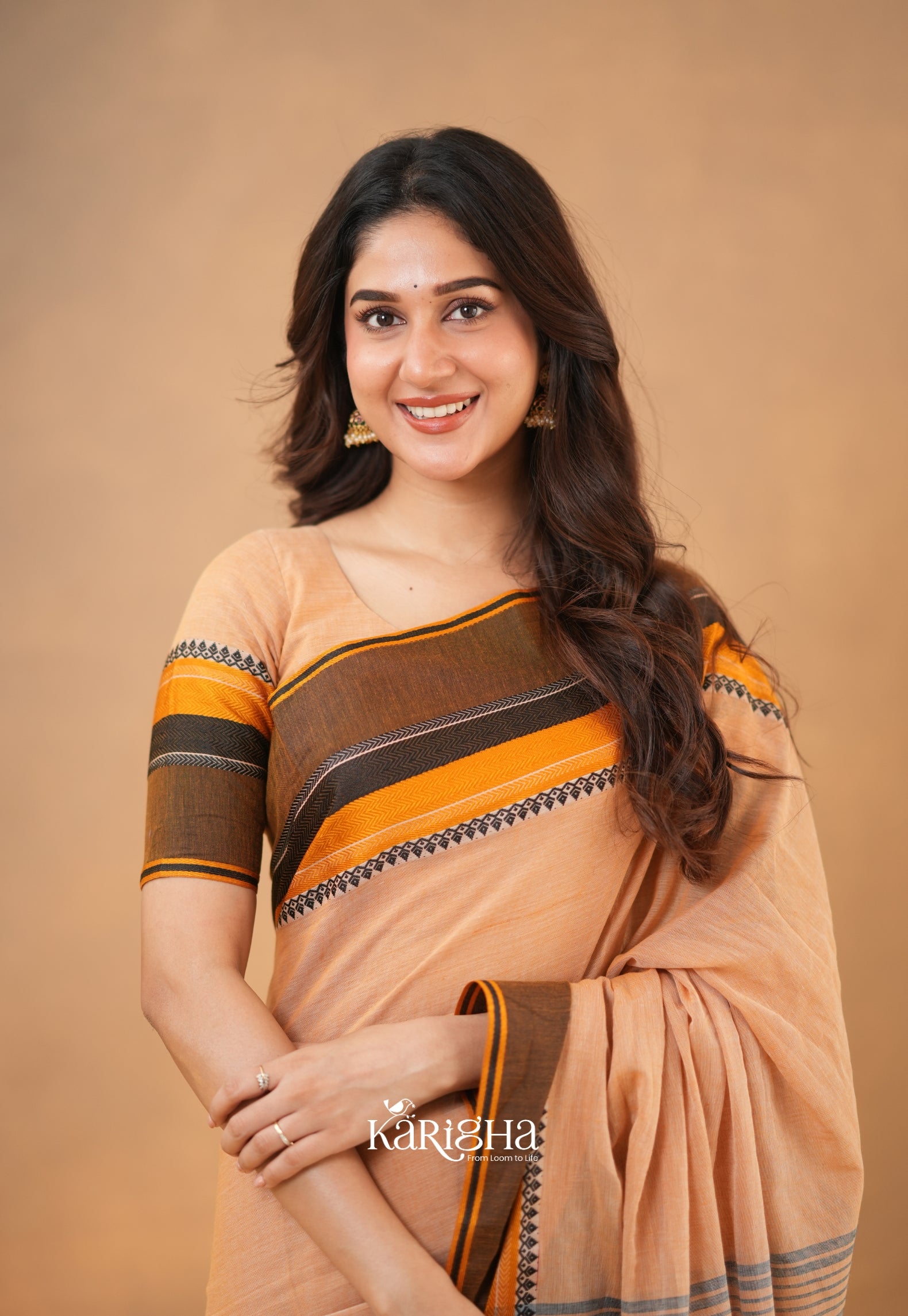 Calcutta Craft – Artisanal Cotton Saree with Timeless Weave