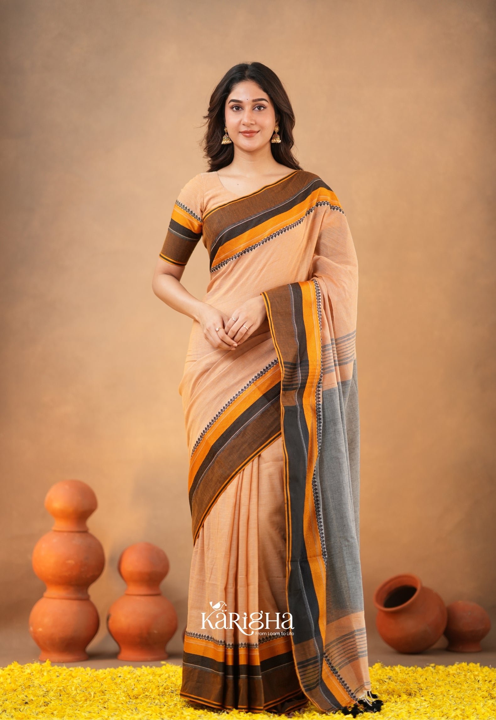 Calcutta Craft – Artisanal Cotton Saree with Timeless Weave