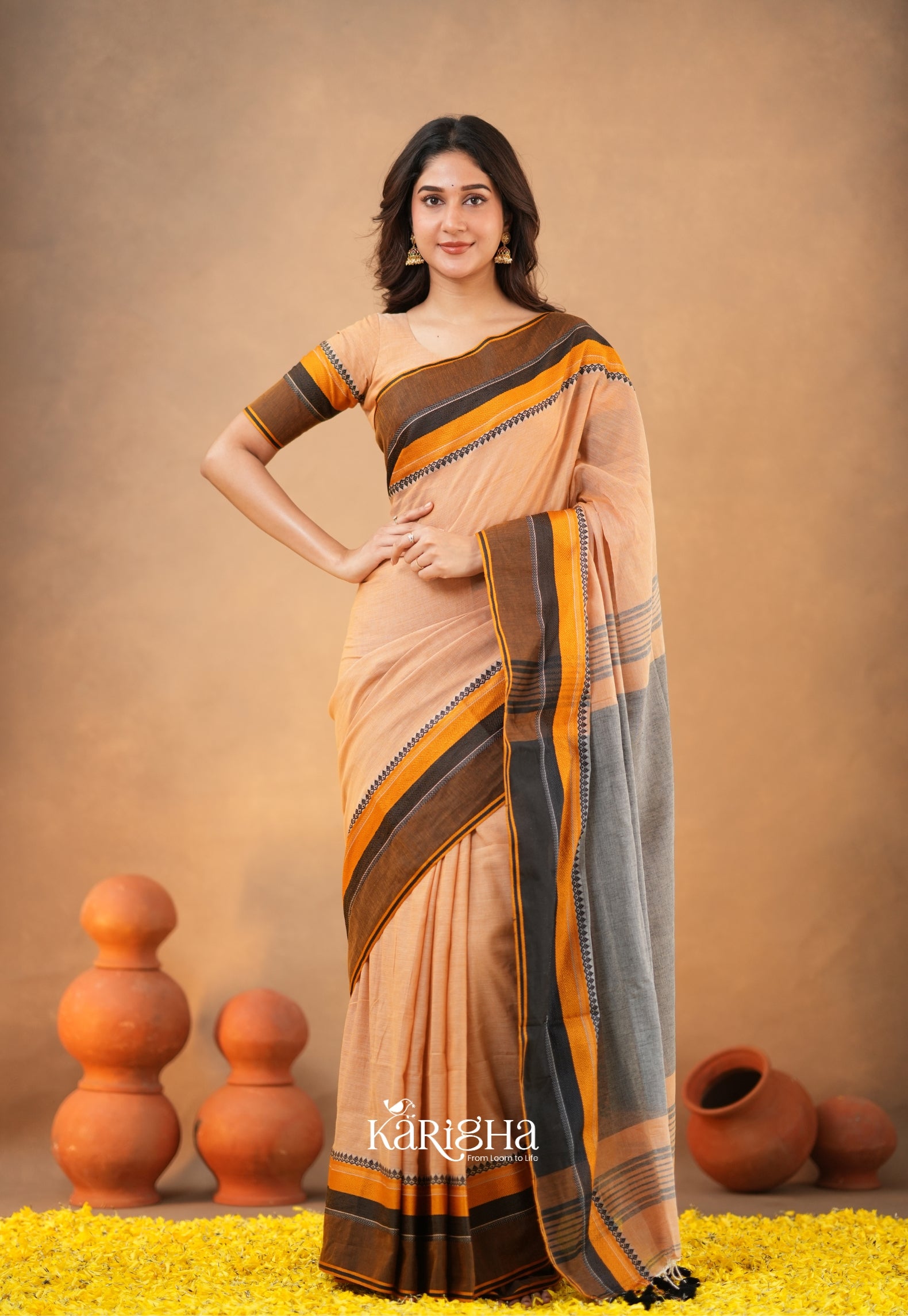 Calcutta Craft – Artisanal Cotton Saree with Timeless Weave