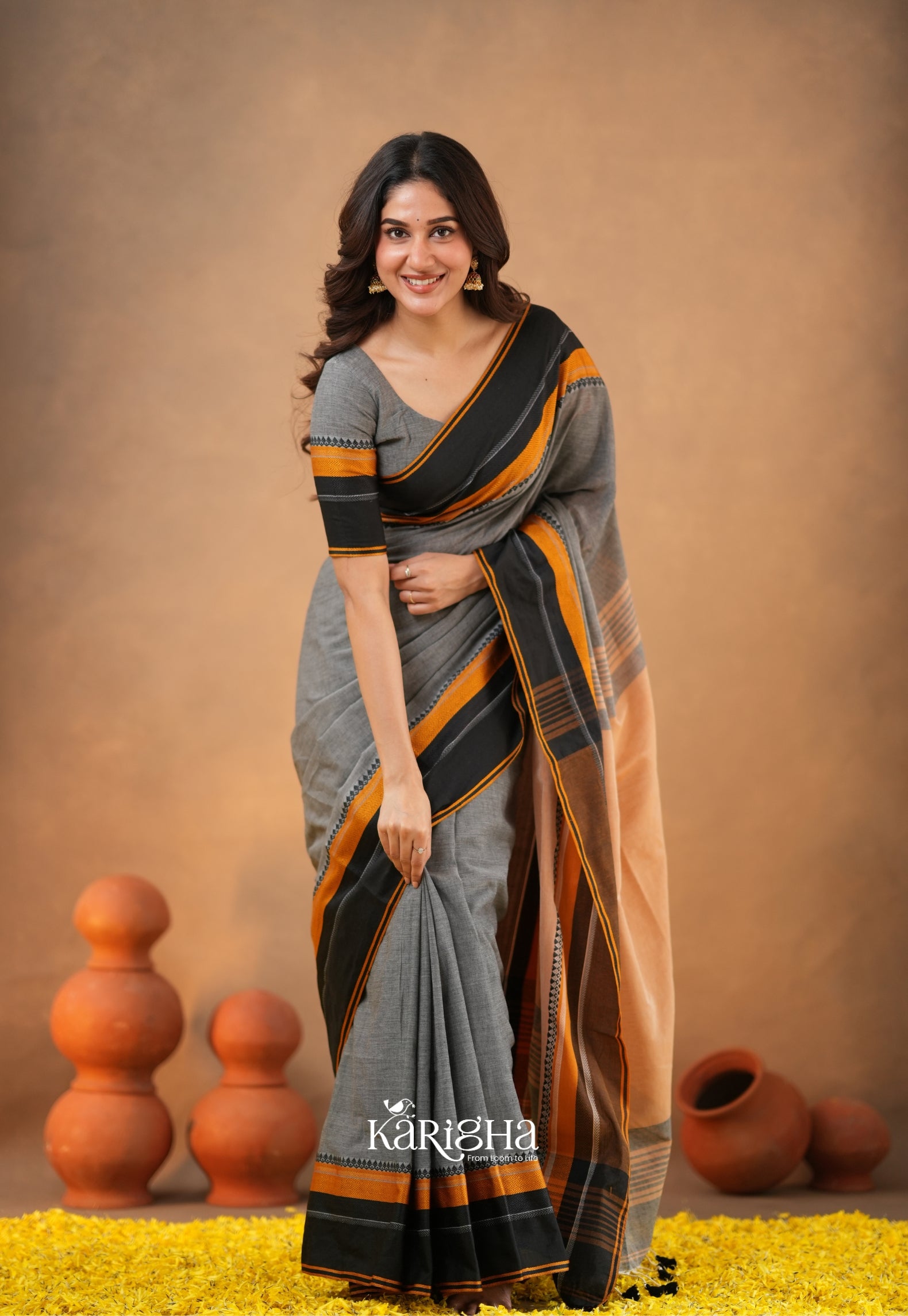 Calcutta Craft – Artisanal Cotton Saree with Timeless Weave