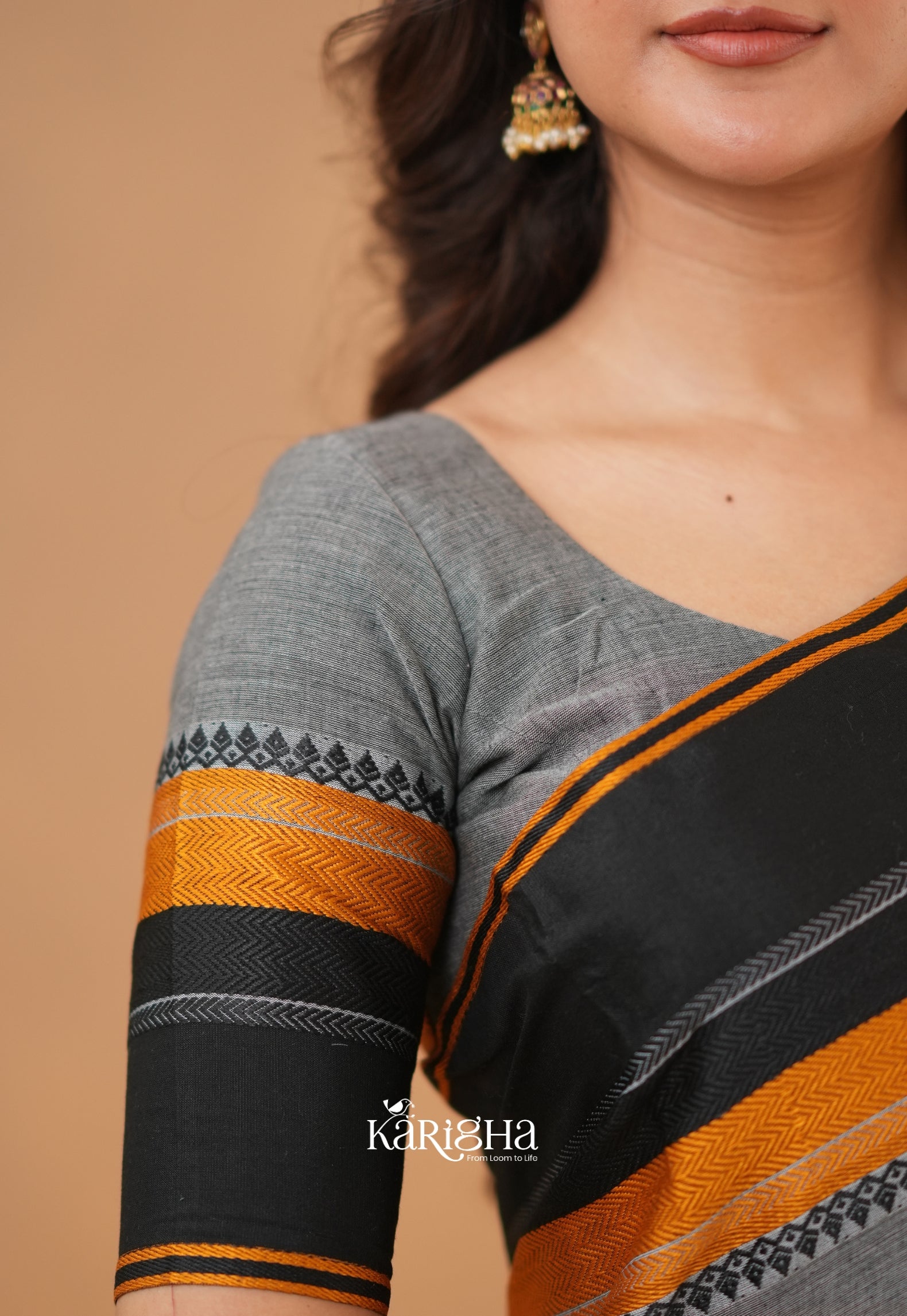 Calcutta Craft – Artisanal Cotton Saree with Timeless Weave