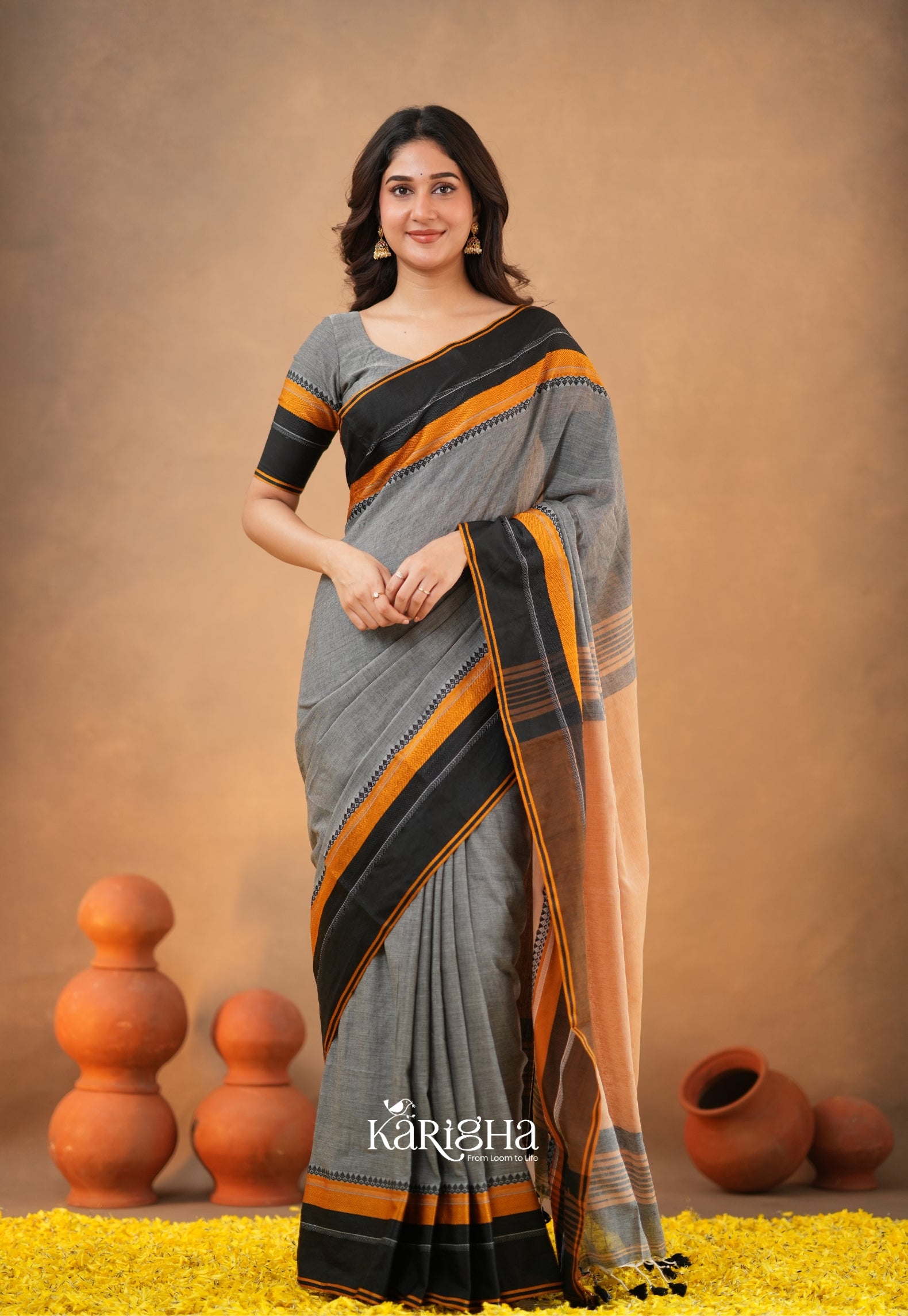Calcutta Craft – Artisanal Cotton Saree with Timeless Weave