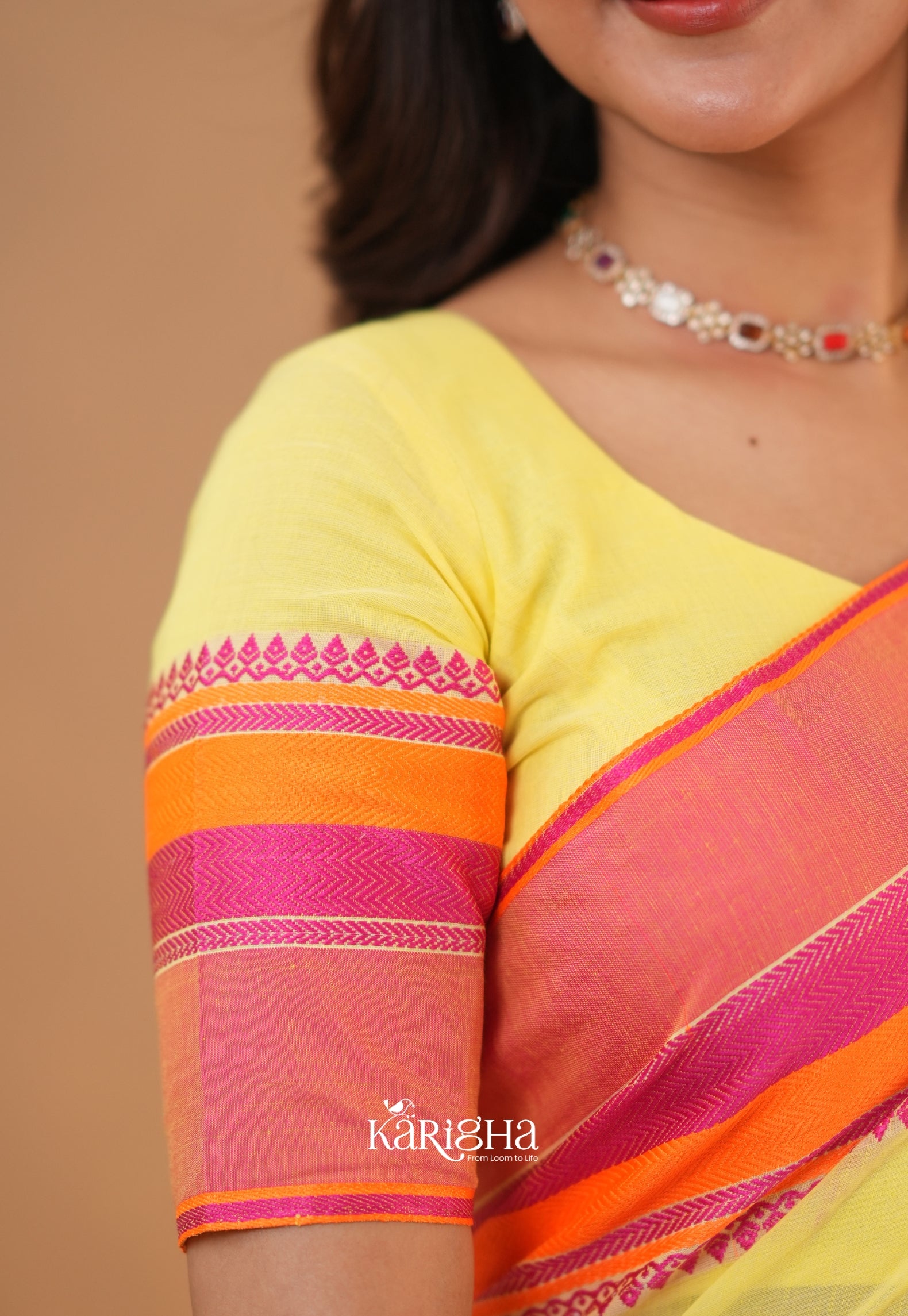 Calcutta Craft – Artisanal Cotton Saree with Timeless Weave