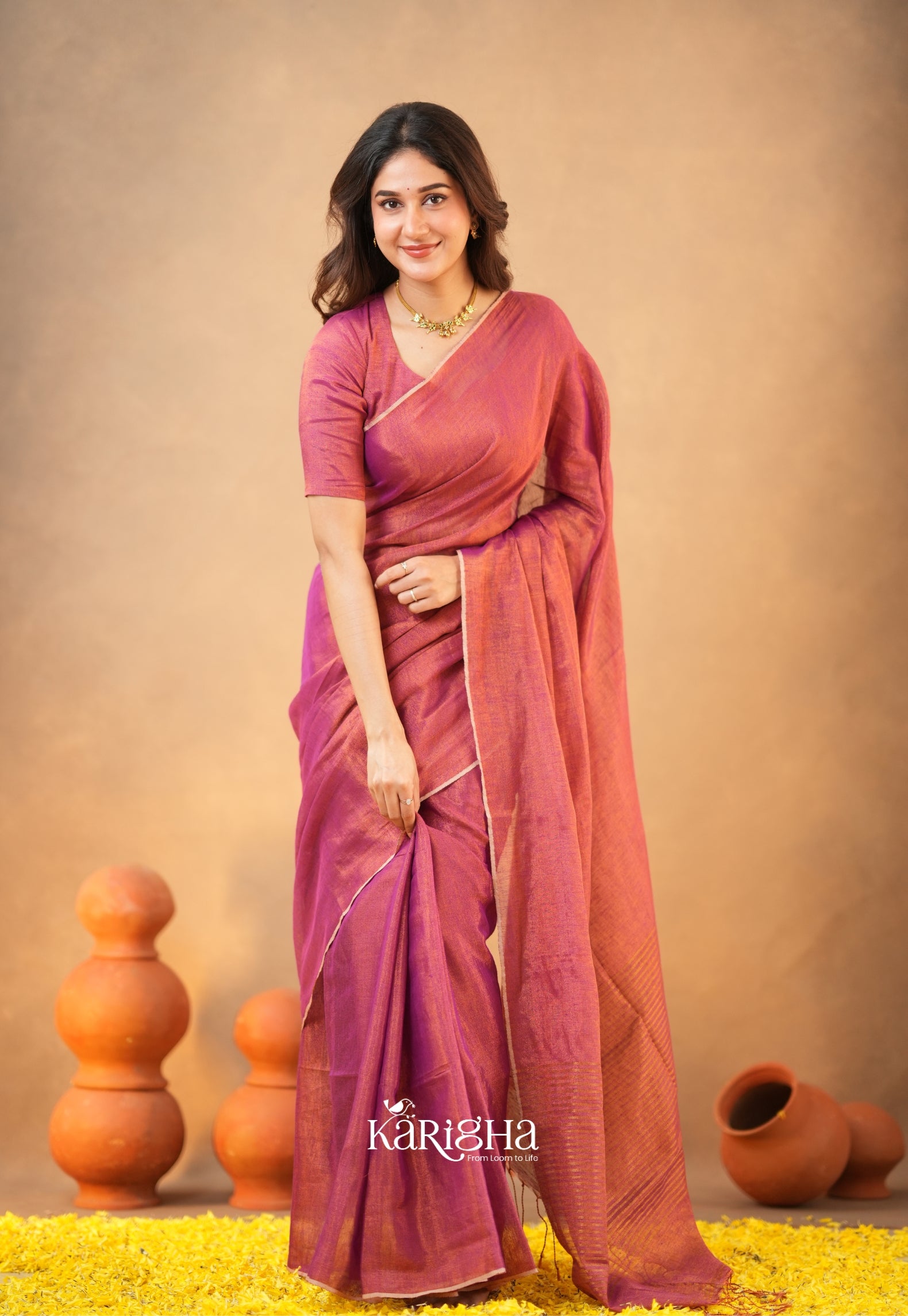 Linen Radiance – Featherlight Saree with Subtle Shine
