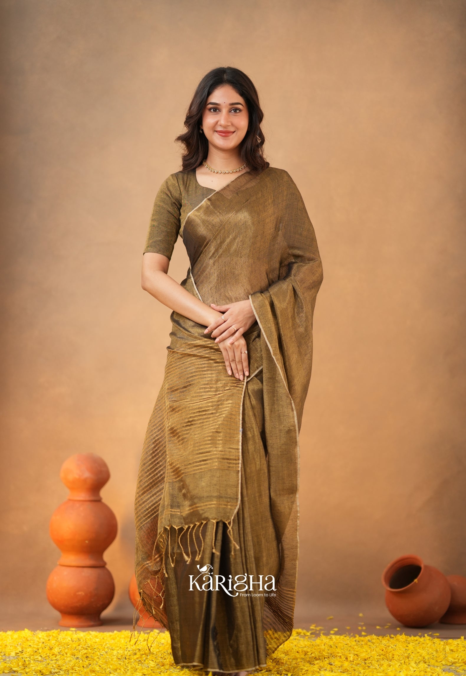 Linen Radiance – Featherlight Saree with Subtle Shine