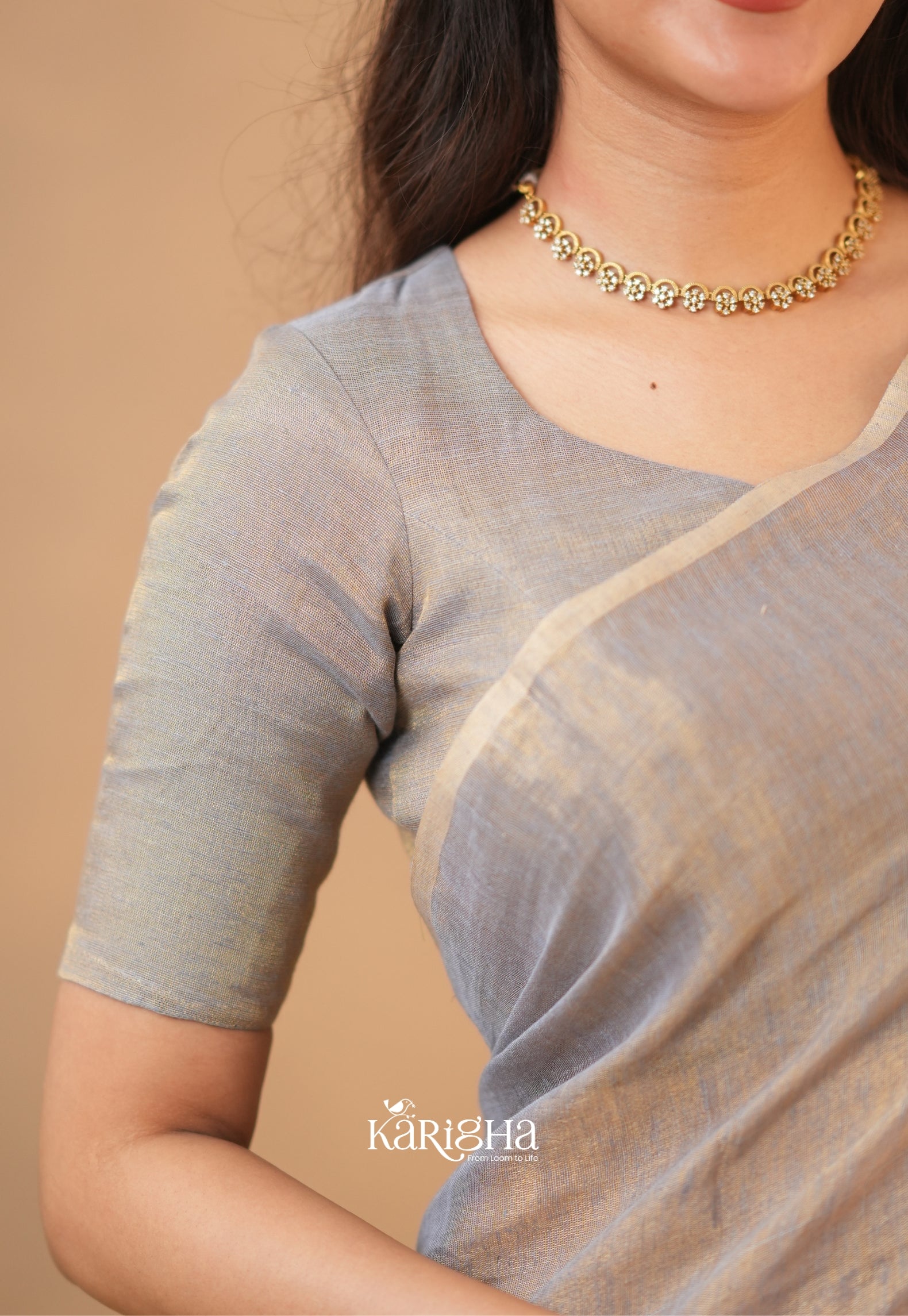 Linen Radiance – Featherlight Saree with Subtle Shine