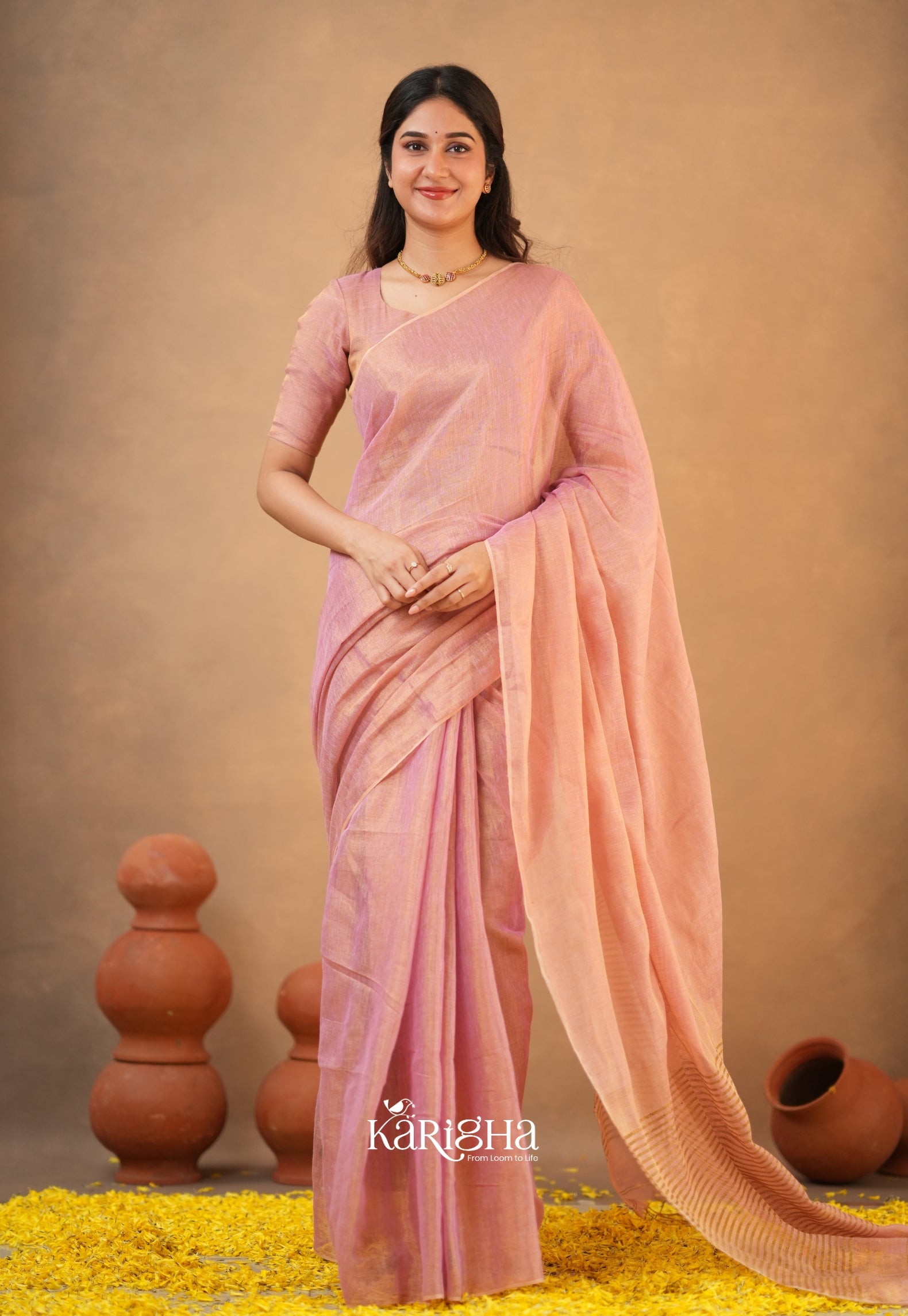 Linen Radiance – Featherlight Saree with Subtle Shine
