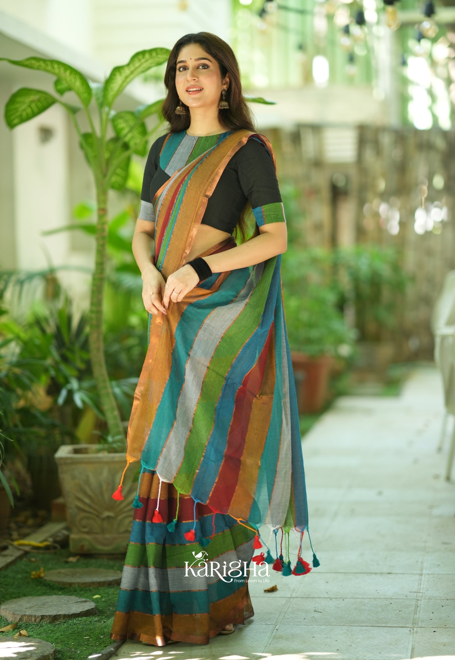Multicolor Mul Cotton Saree – Vibrant Weave Magic